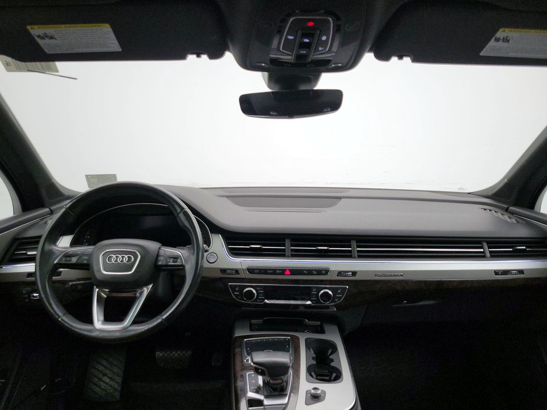 Thumbnail: 2019 Audi Q7 - 9