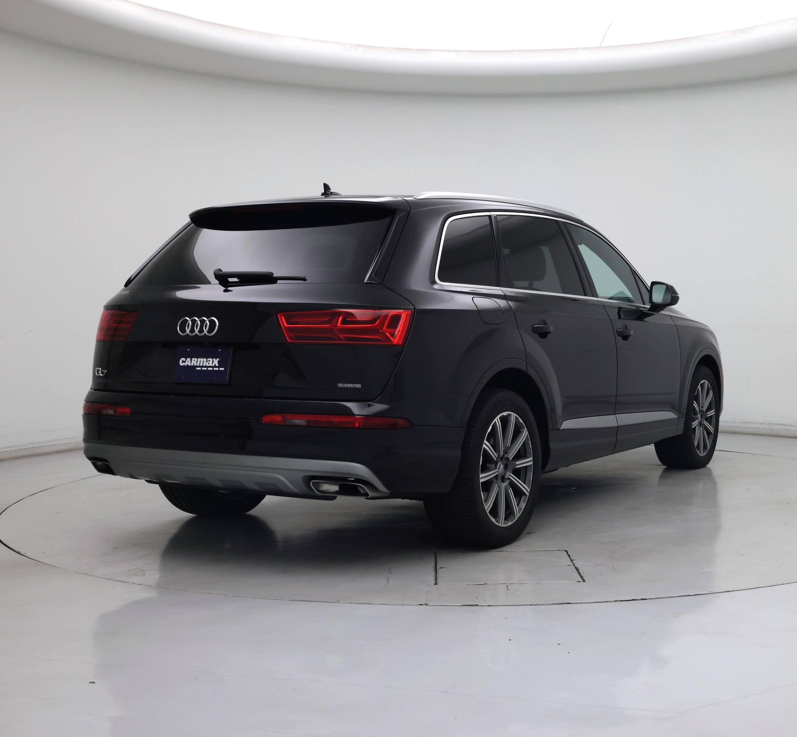 Thumbnail: 2019 Audi Q7 - 8