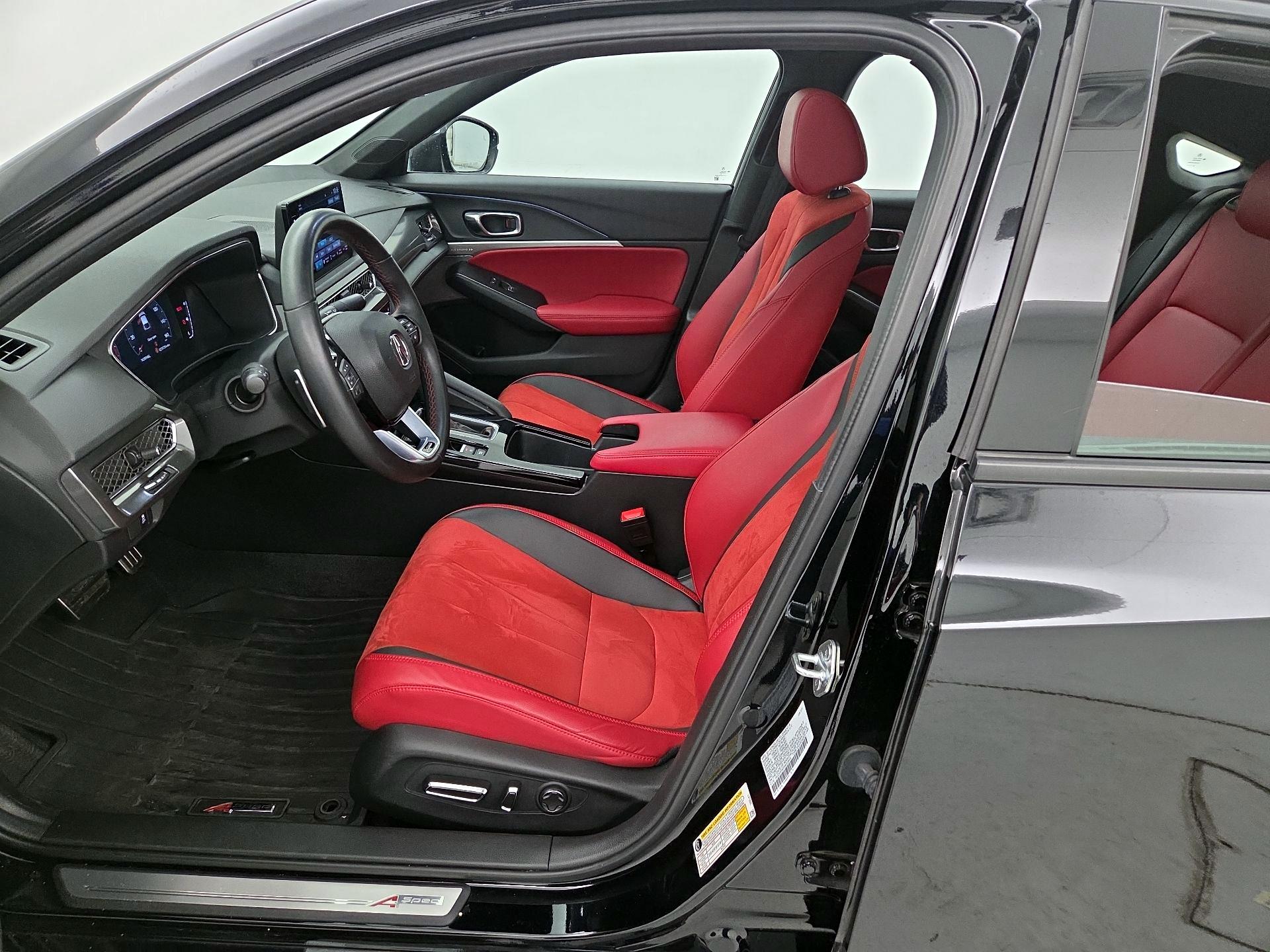 Thumbnail: 2024 Acura Integra - 11