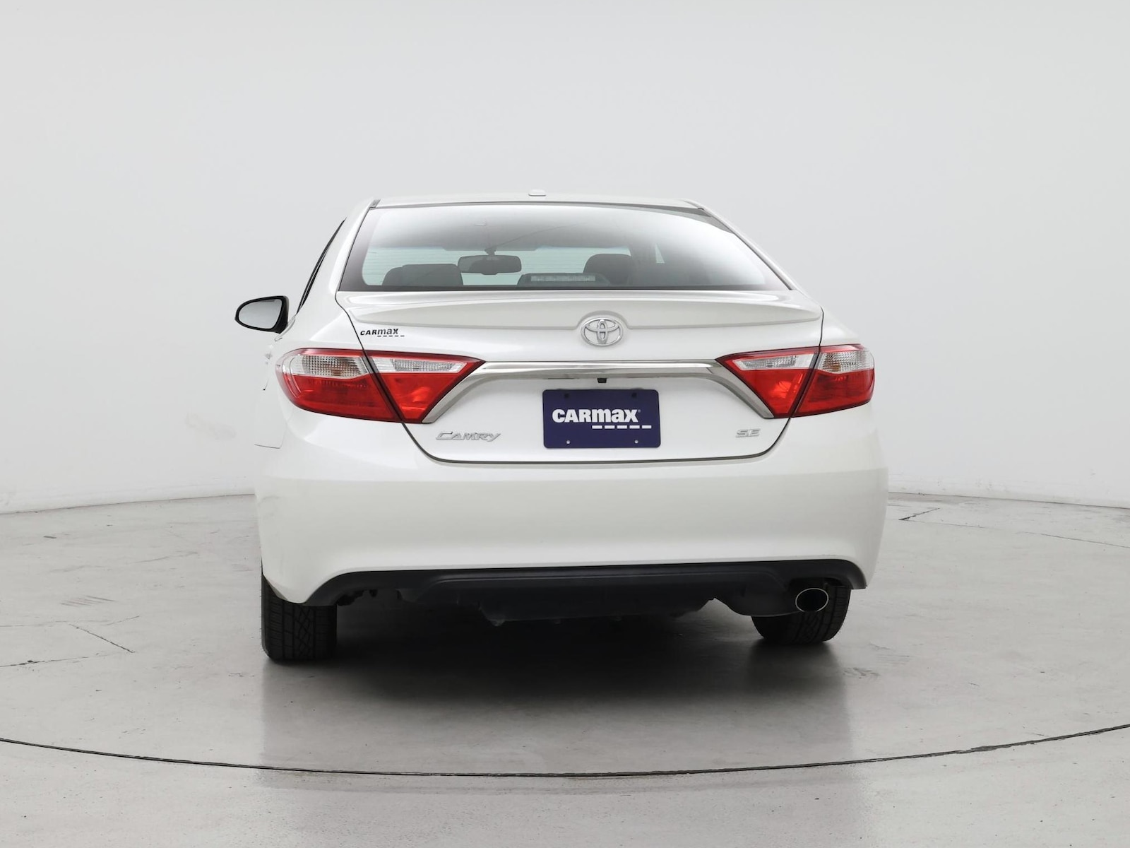 2017 Toyota Camry SE - Photo 7