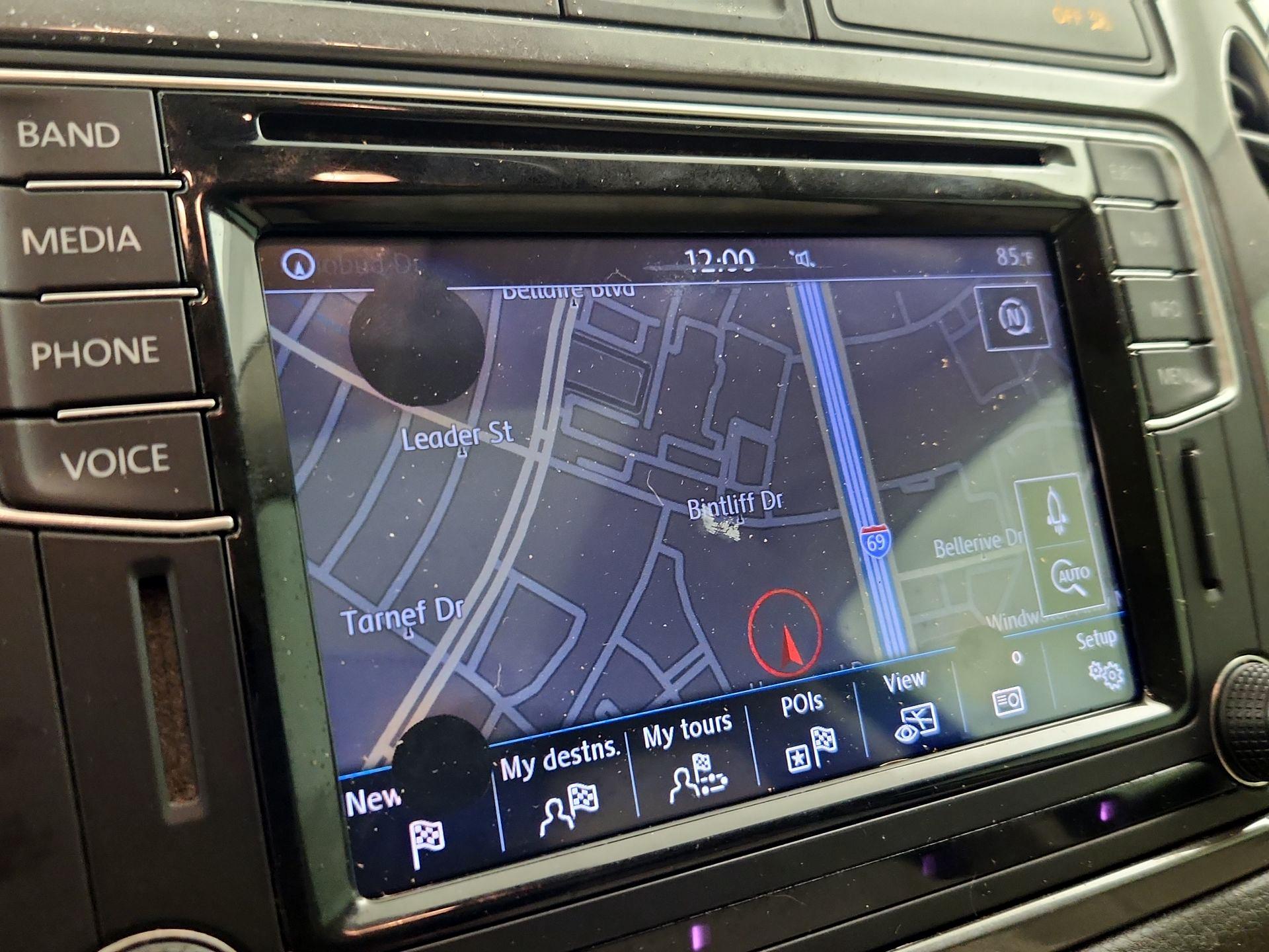 Thumbnail: 2016 Volkswagen Tiguan - 14