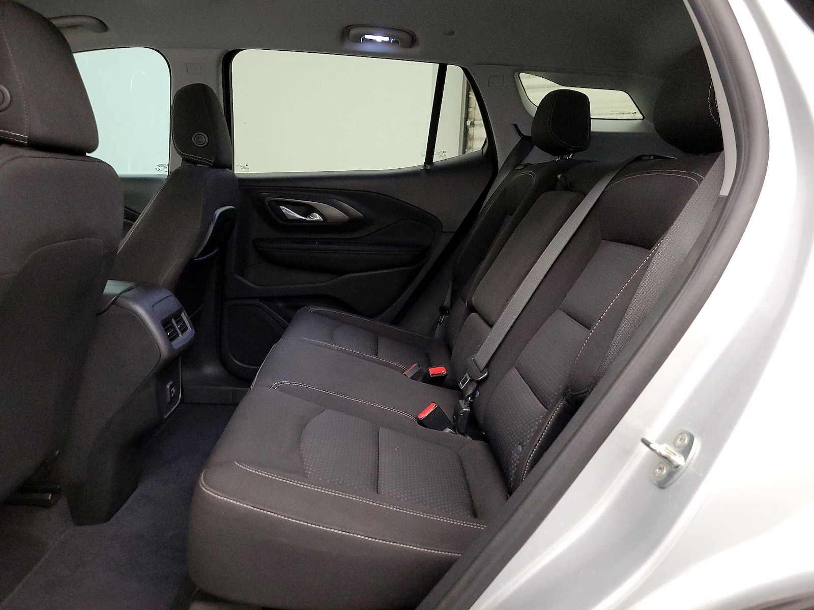 2022 GMC Terrain SLE - Photo 20