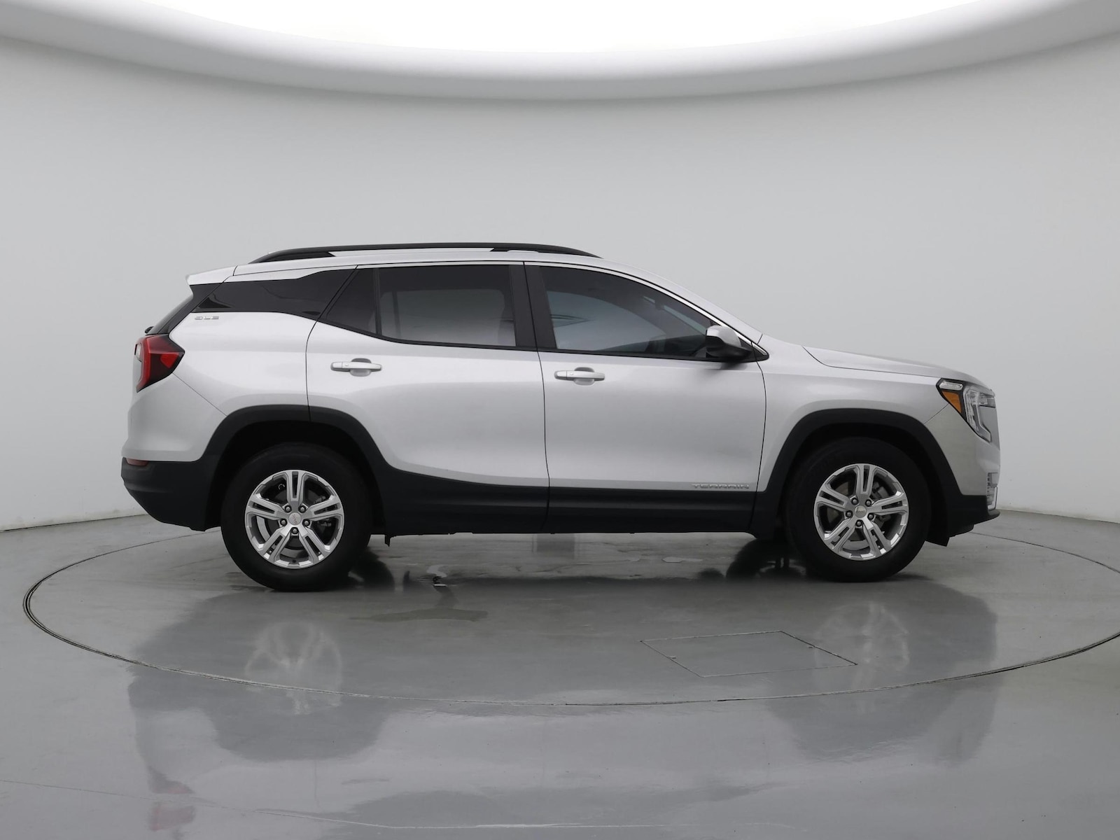 2022 GMC Terrain SLE - Photo 8
