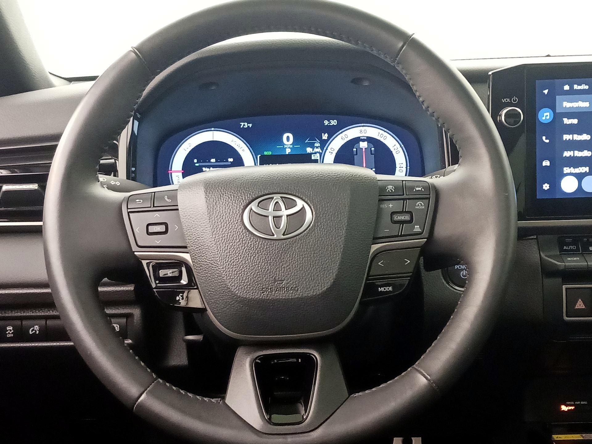 Thumbnail: 2025 Toyota Camry - 10