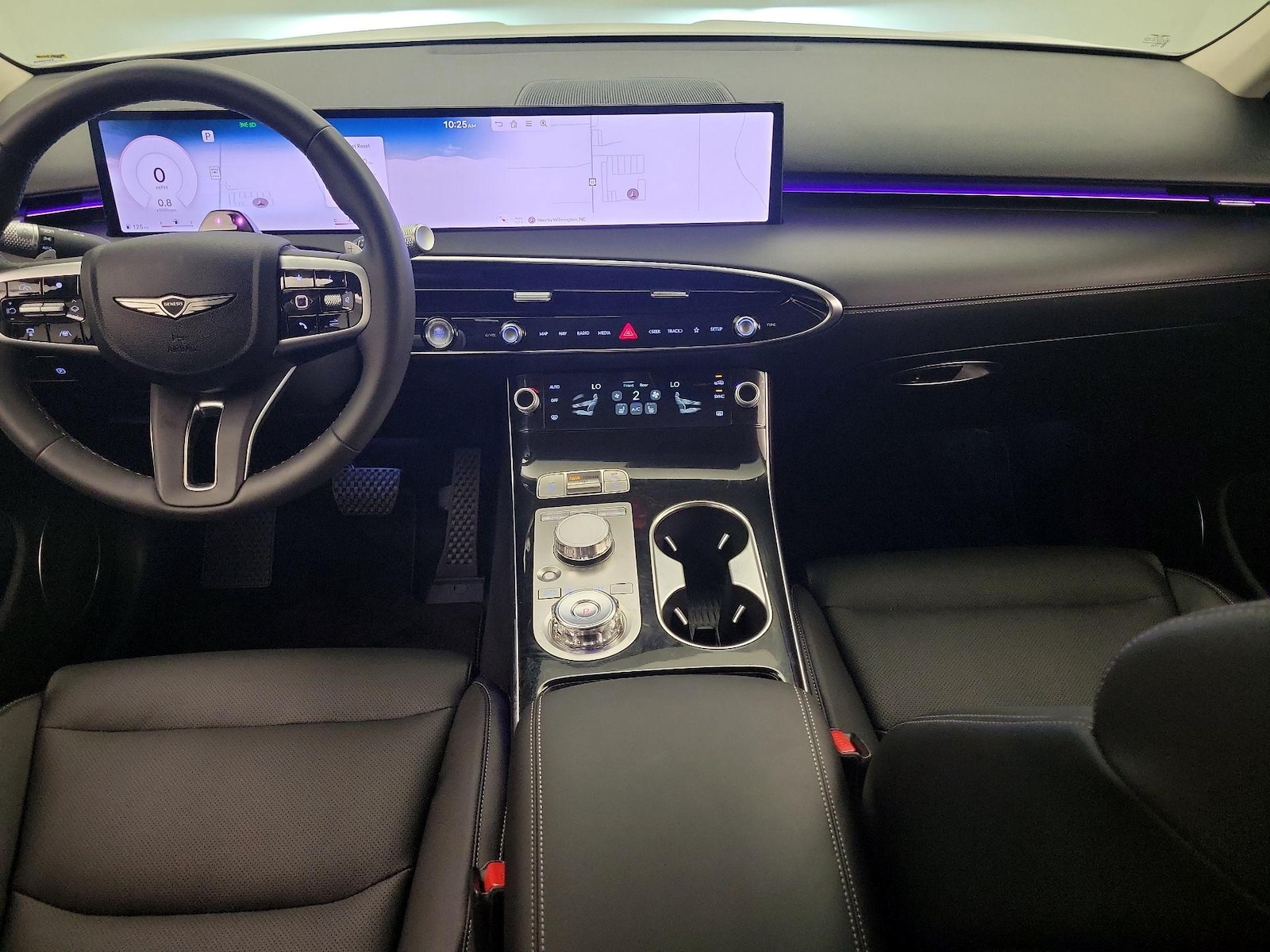 2026 GENESIS GV70 Standard - Photo 10