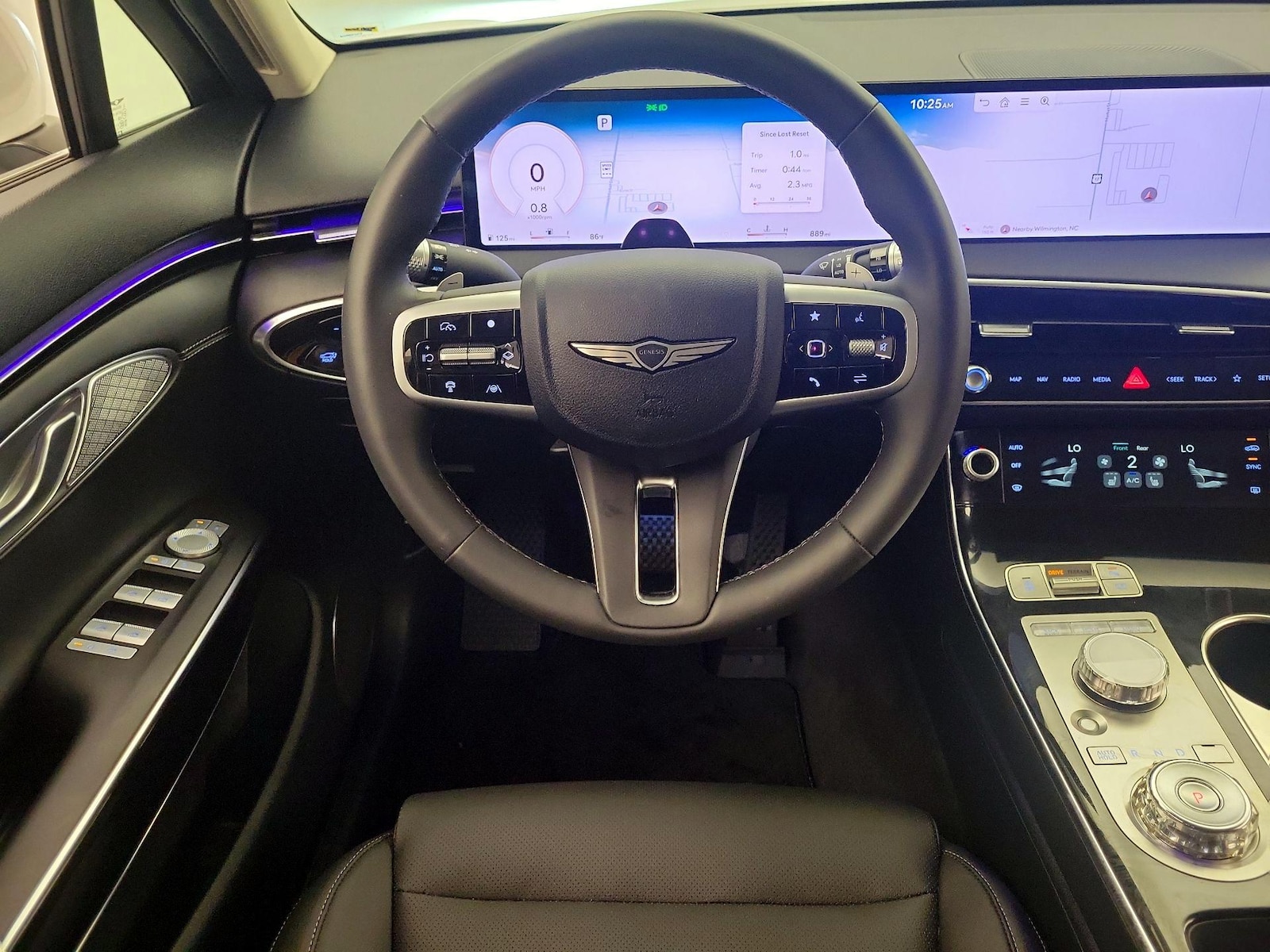 2026 GENESIS GV70 Standard - Photo 11