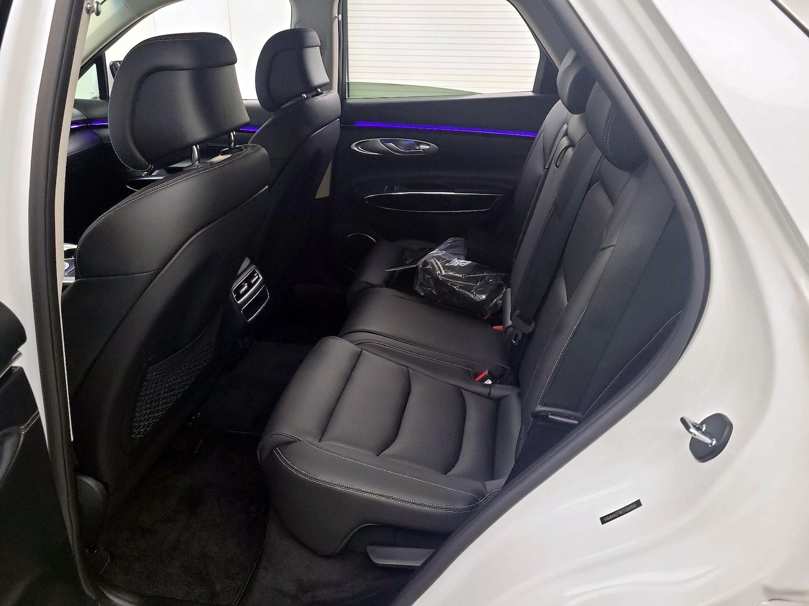 2026 GENESIS GV70 Standard - Photo 21