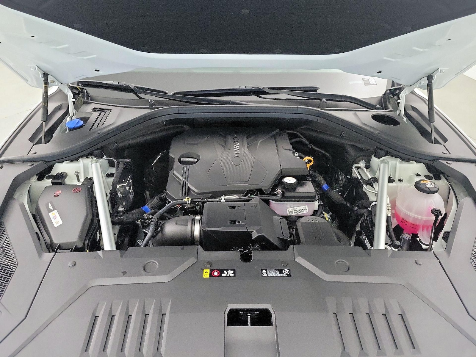 2026 GENESIS GV70 Standard - Photo 23