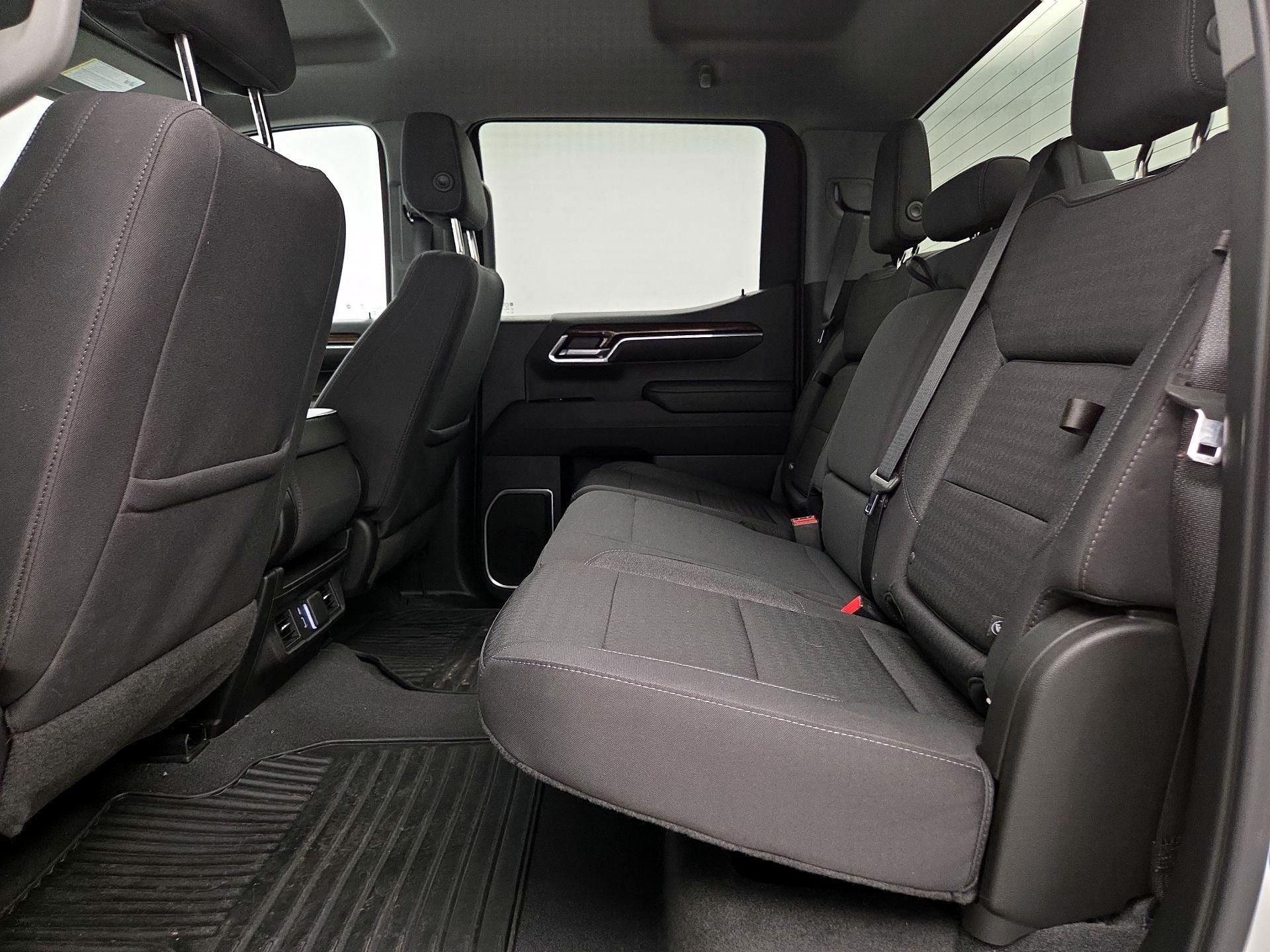 Thumbnail: 2023 GMC Sierra 1500 - 19
