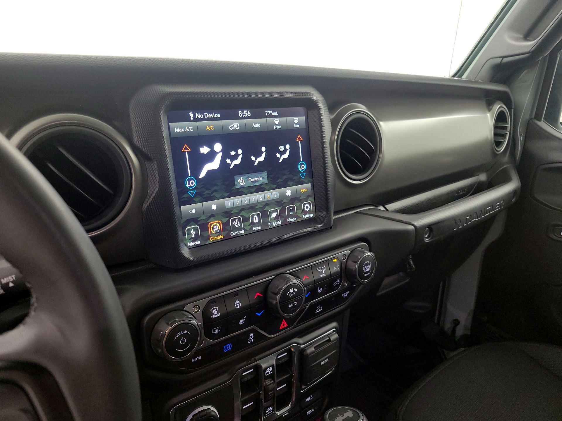 Thumbnail: 2023 Jeep Wrangler - 17
