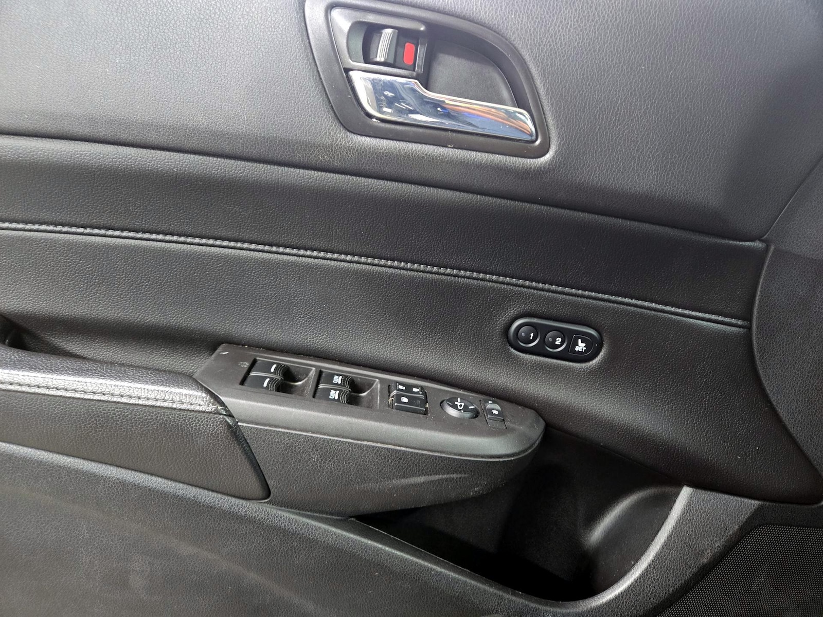 2016 Acura ILX Technology Plus - Photo 13