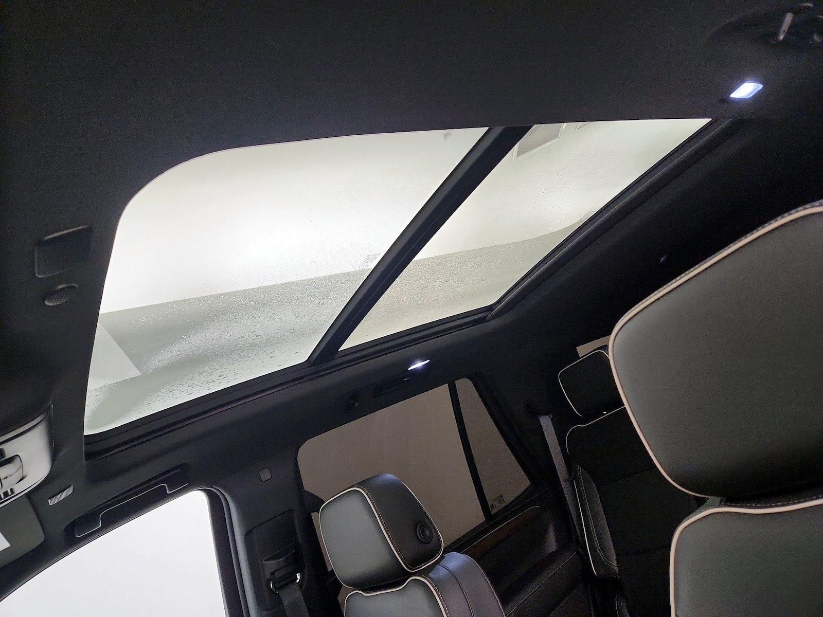 2023 Chevrolet Tahoe Premier - Photo 20
