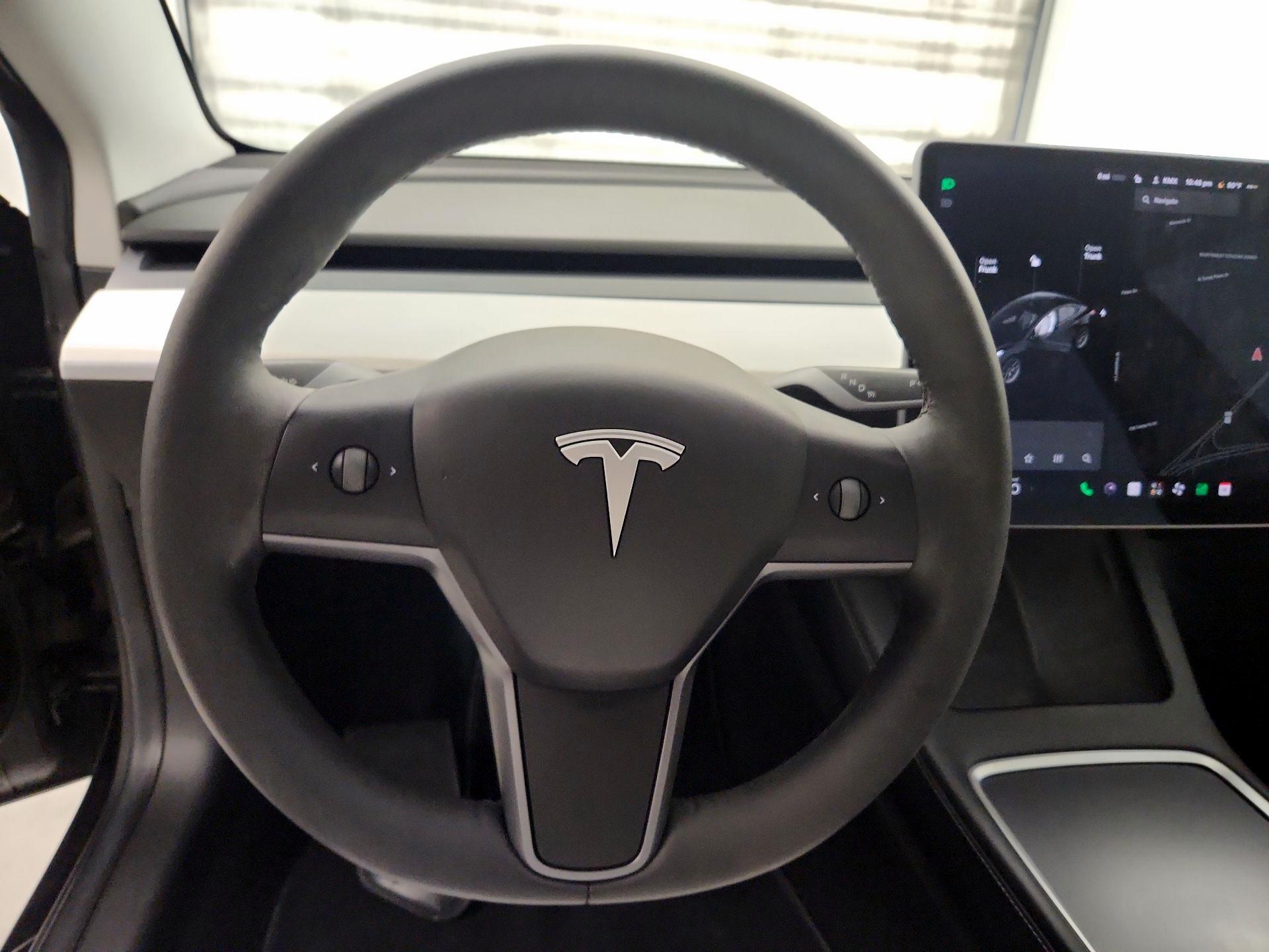 Thumbnail: 2021 Tesla Model 3 - 10