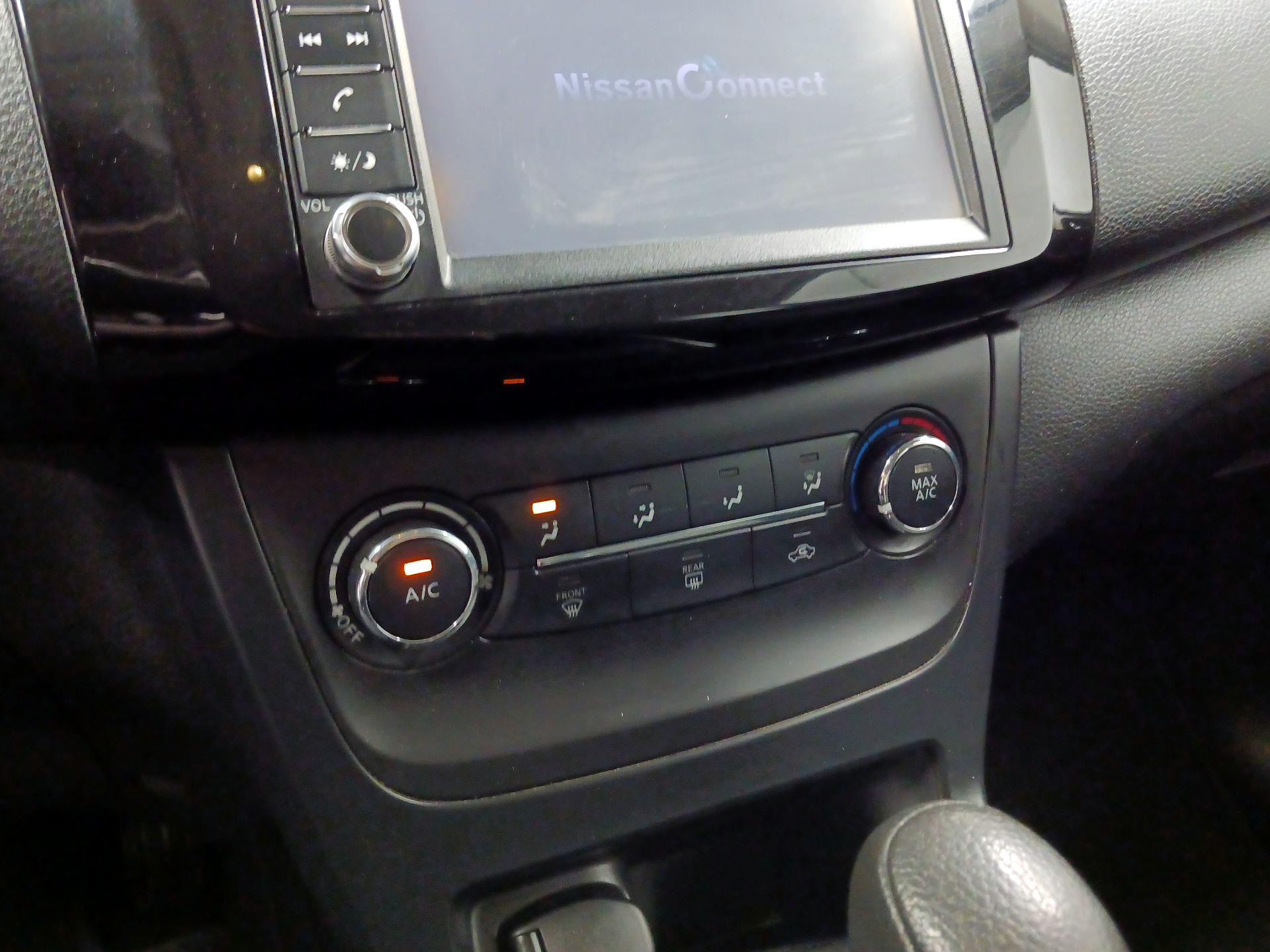 Thumbnail: 2019 Nissan Sentra - 14