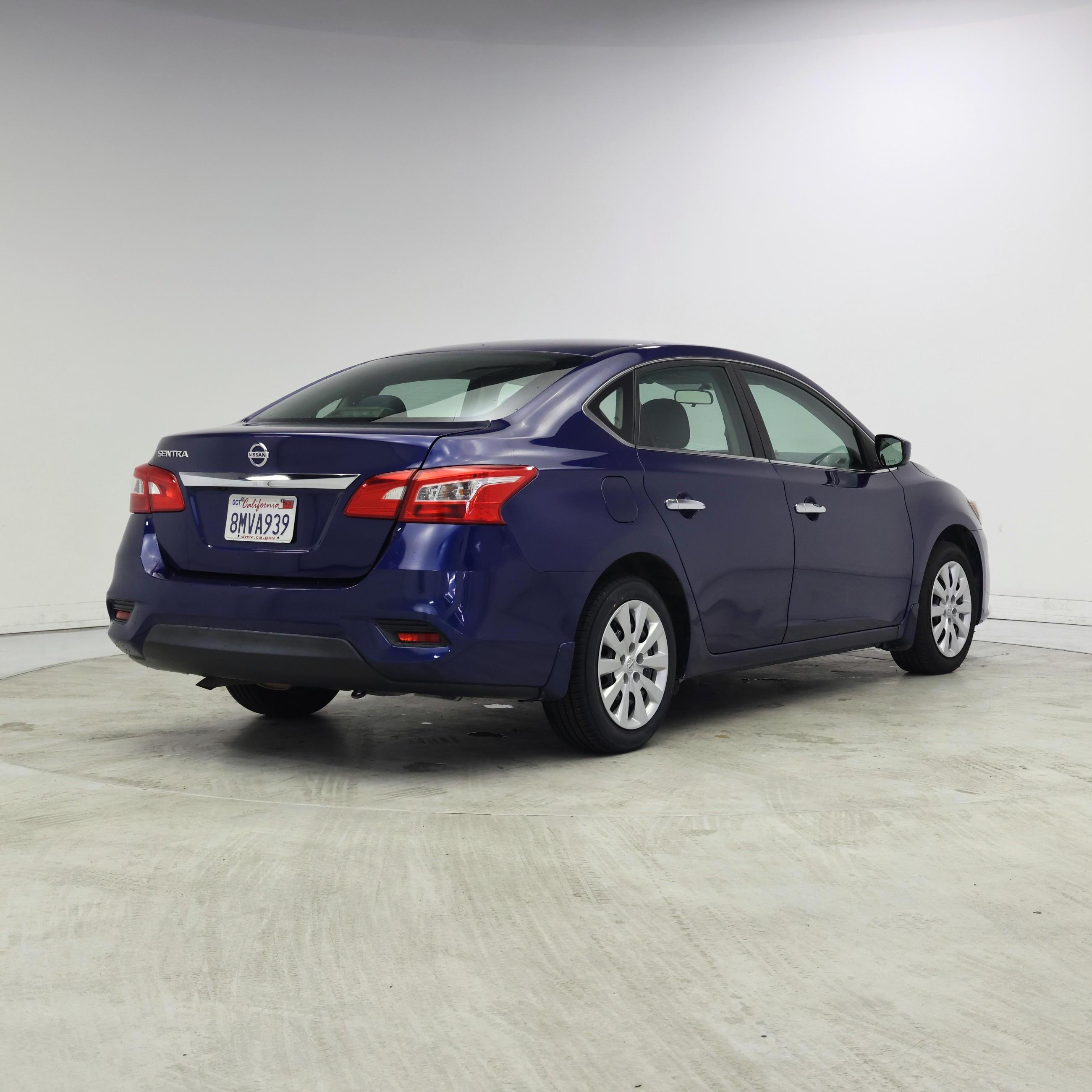 Thumbnail: 2019 Nissan Sentra - 8