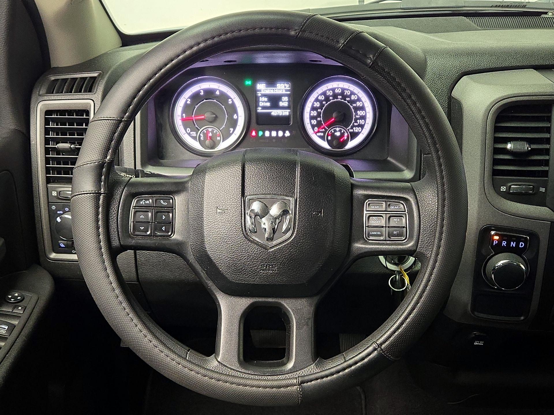 Thumbnail: 2022 RAM 1500 Classic - 10
