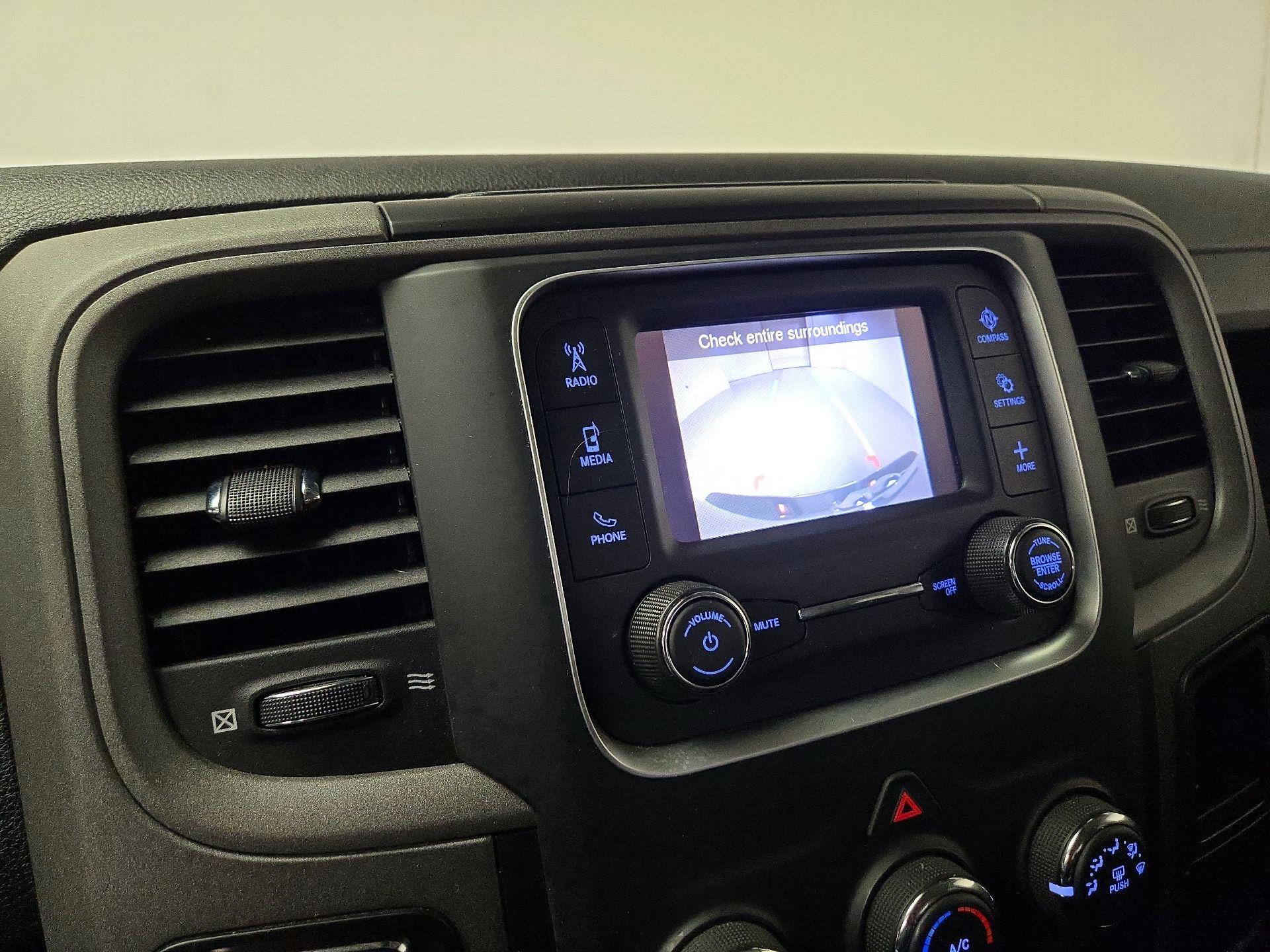 Thumbnail: 2022 RAM 1500 Classic - 14