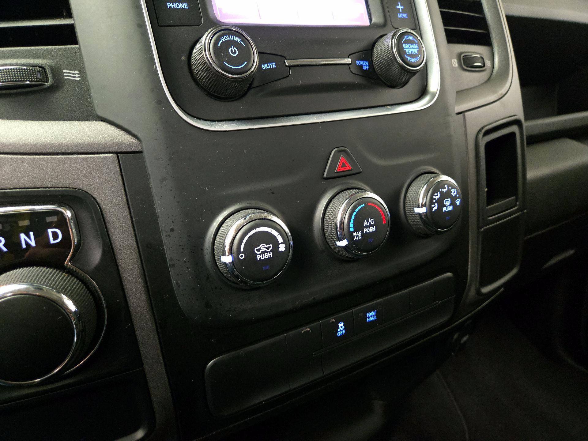 Thumbnail: 2022 RAM 1500 Classic - 16
