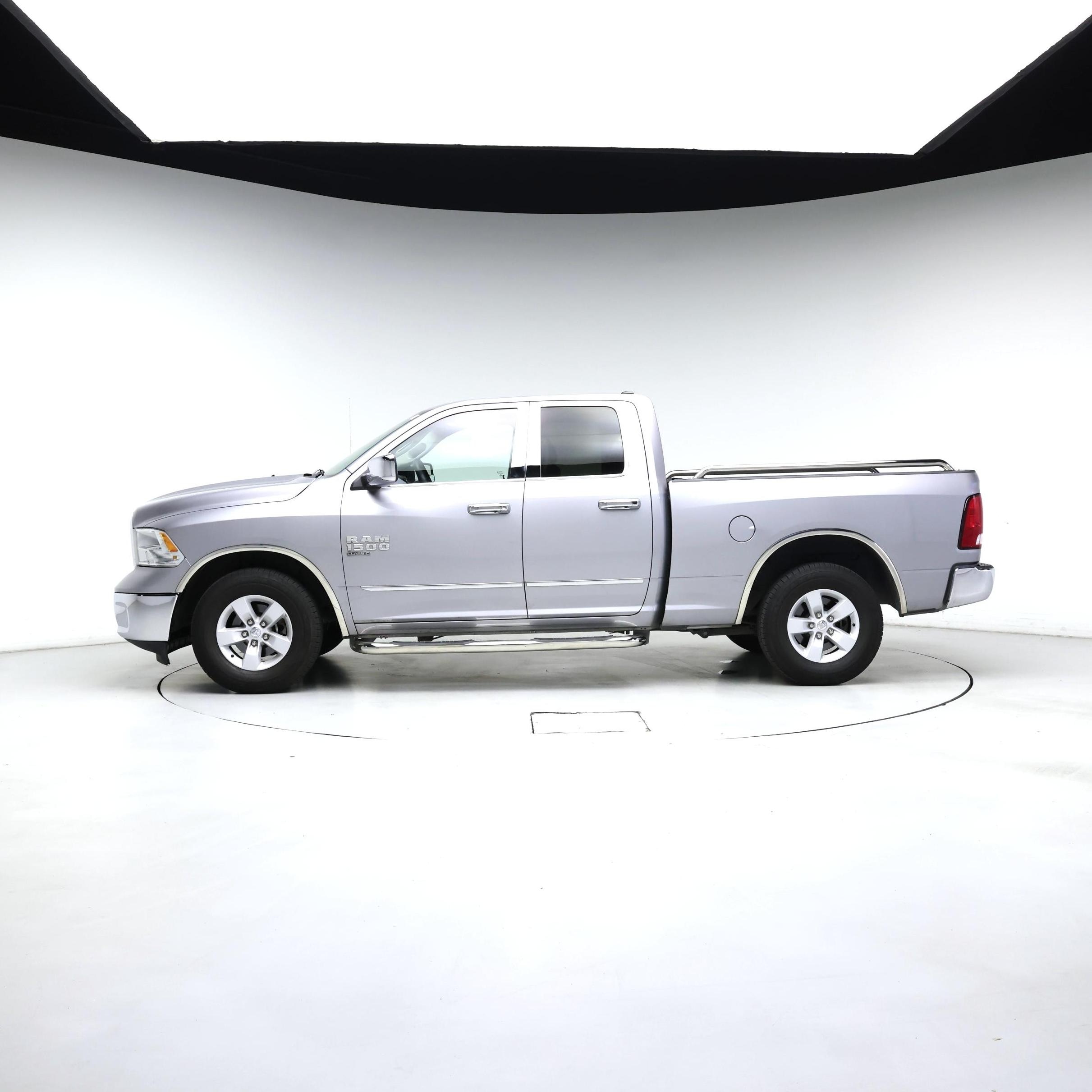 Thumbnail: 2022 RAM 1500 Classic - 3