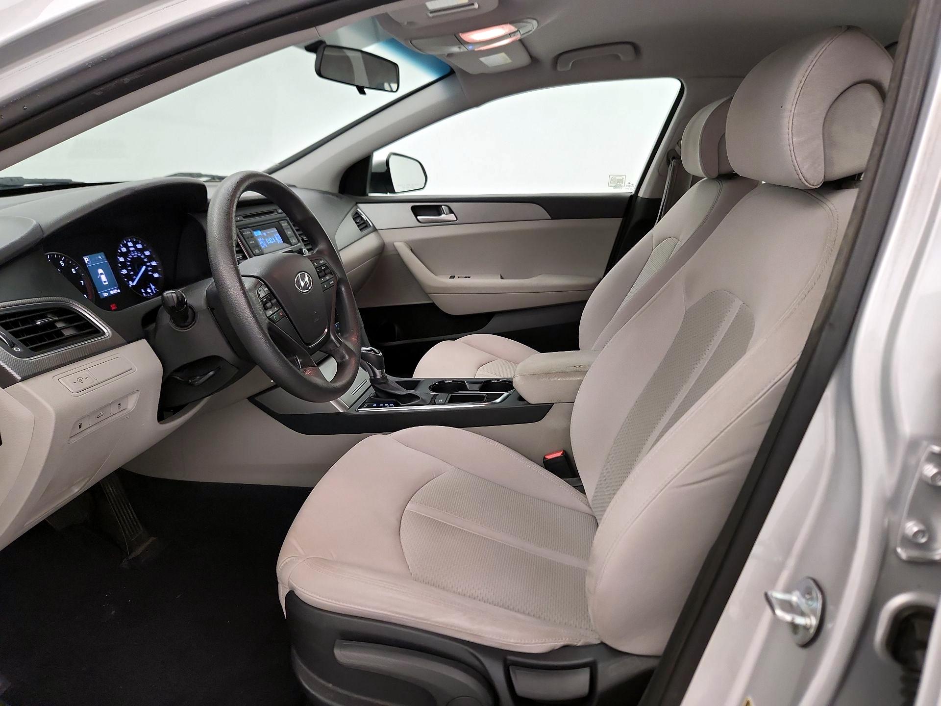 Thumbnail: 2015 Hyundai Sonata - 11