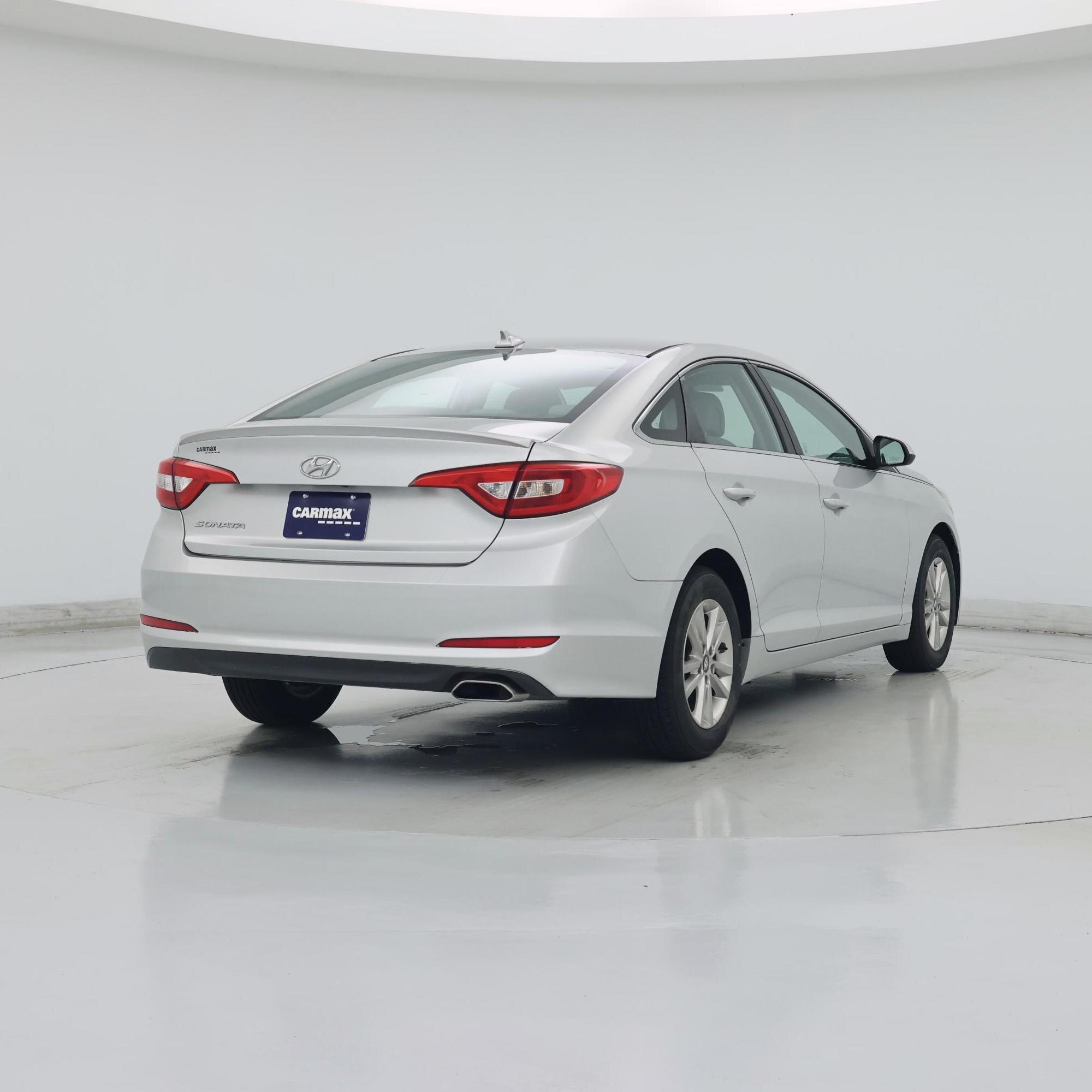 Thumbnail: 2015 Hyundai Sonata - 8