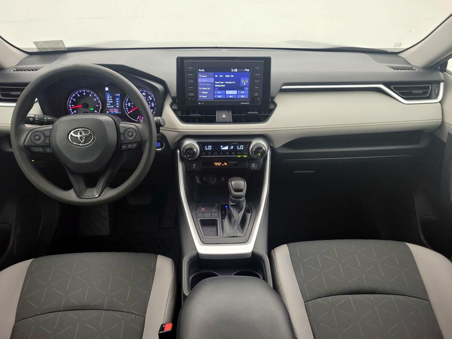 Thumbnail: 2020 Toyota RAV4 - 9