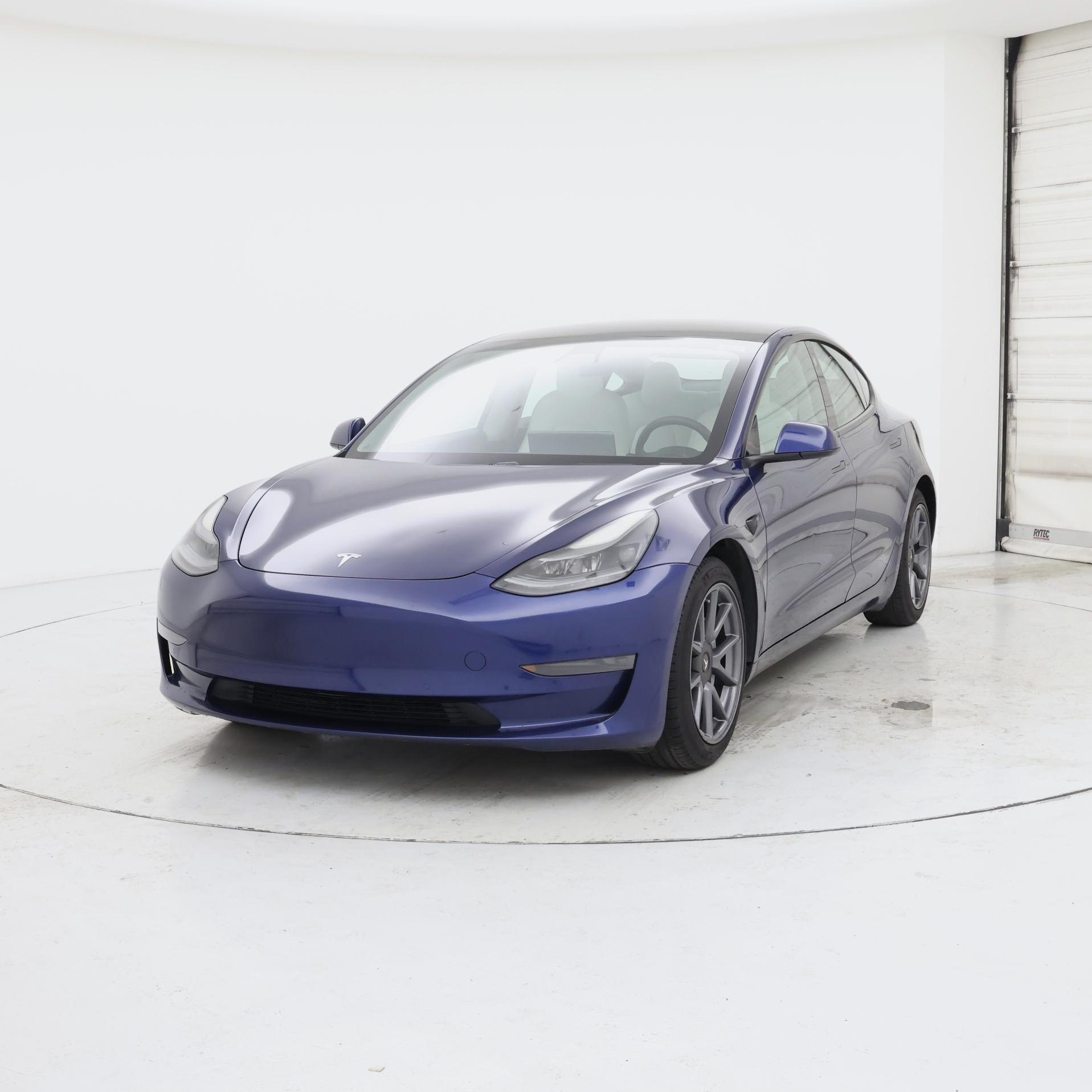Thumbnail: 2021 Tesla Model 3 - 4