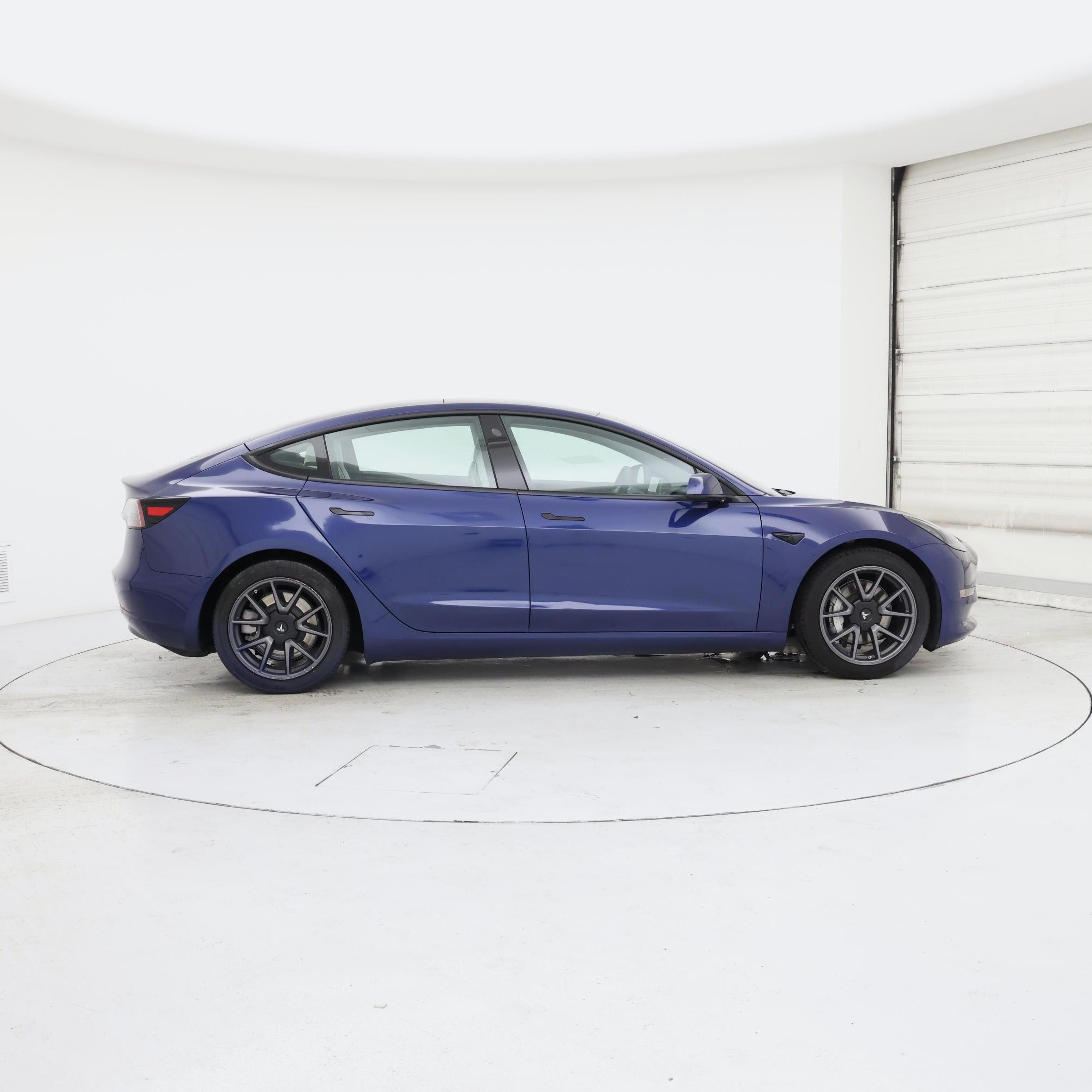 Thumbnail: 2021 Tesla Model 3 - 7