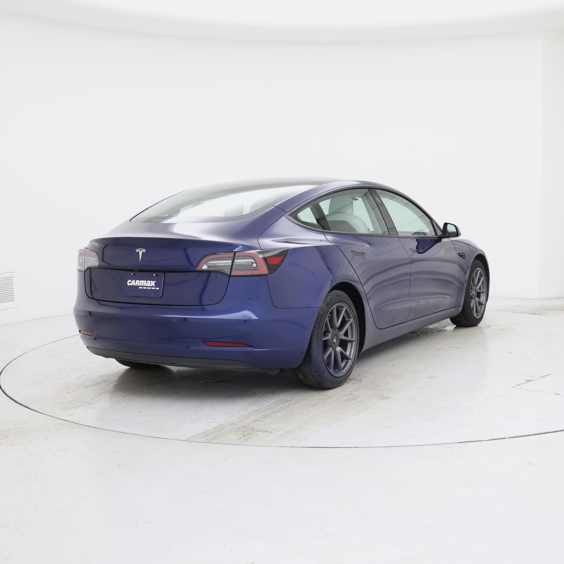 Thumbnail: 2021 Tesla Model 3 - 8