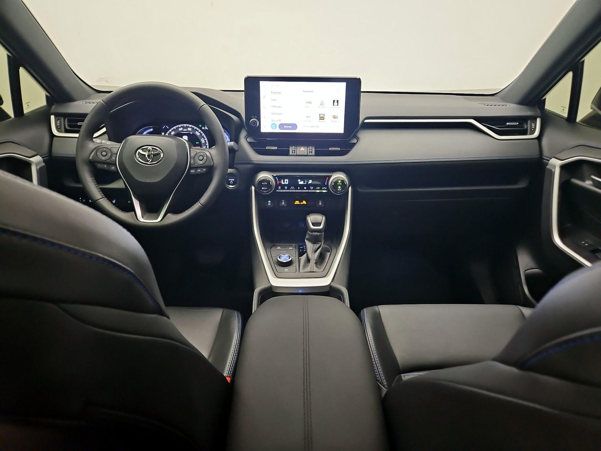 Thumbnail: 2024 Toyota RAV4 - 9