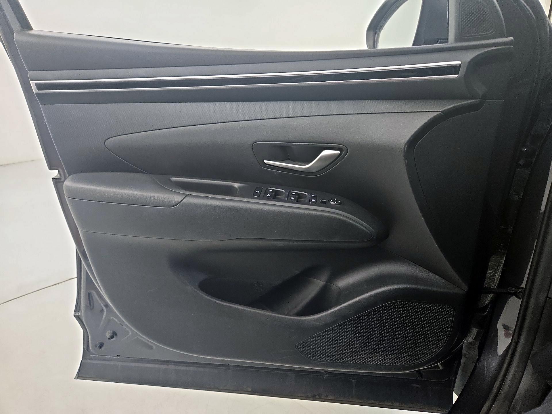 Thumbnail: 2022 Hyundai Tucson - 12
