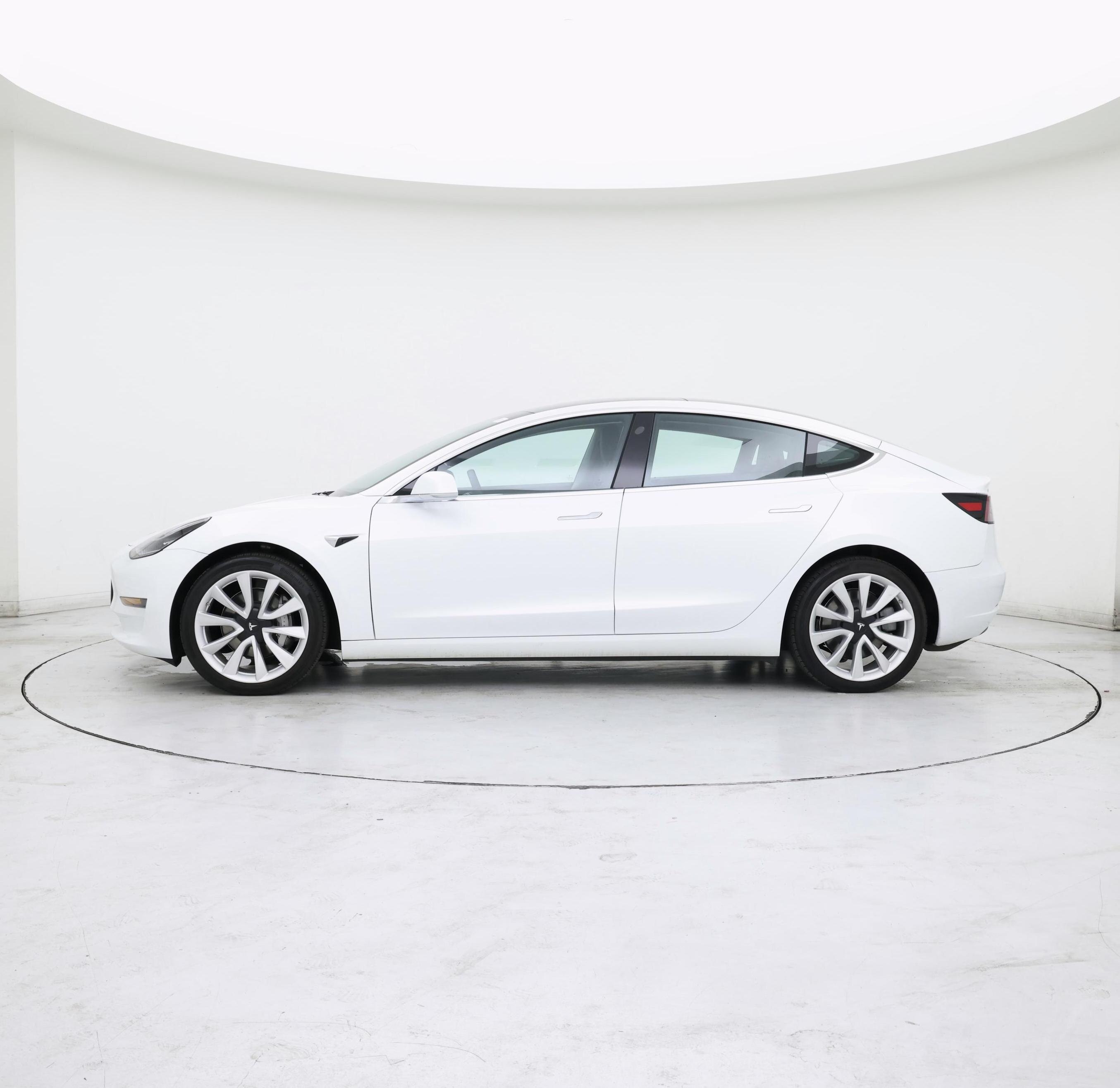 Thumbnail: 2020 Tesla Model 3 - 3