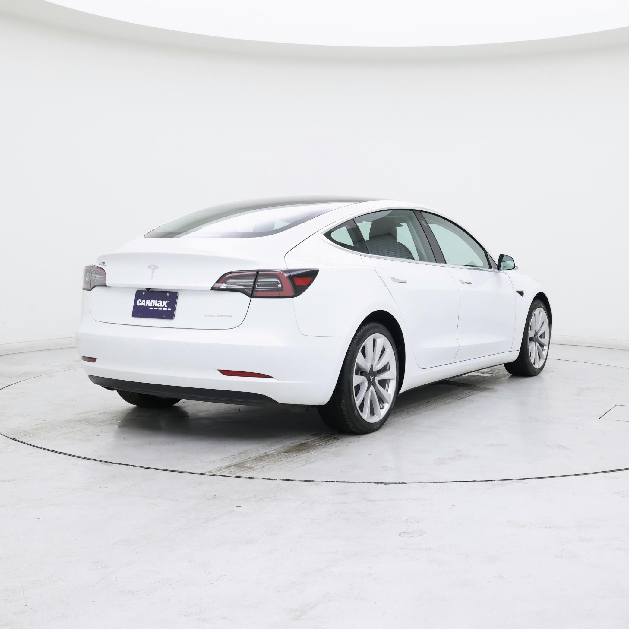 Thumbnail: 2020 Tesla Model 3 - 8