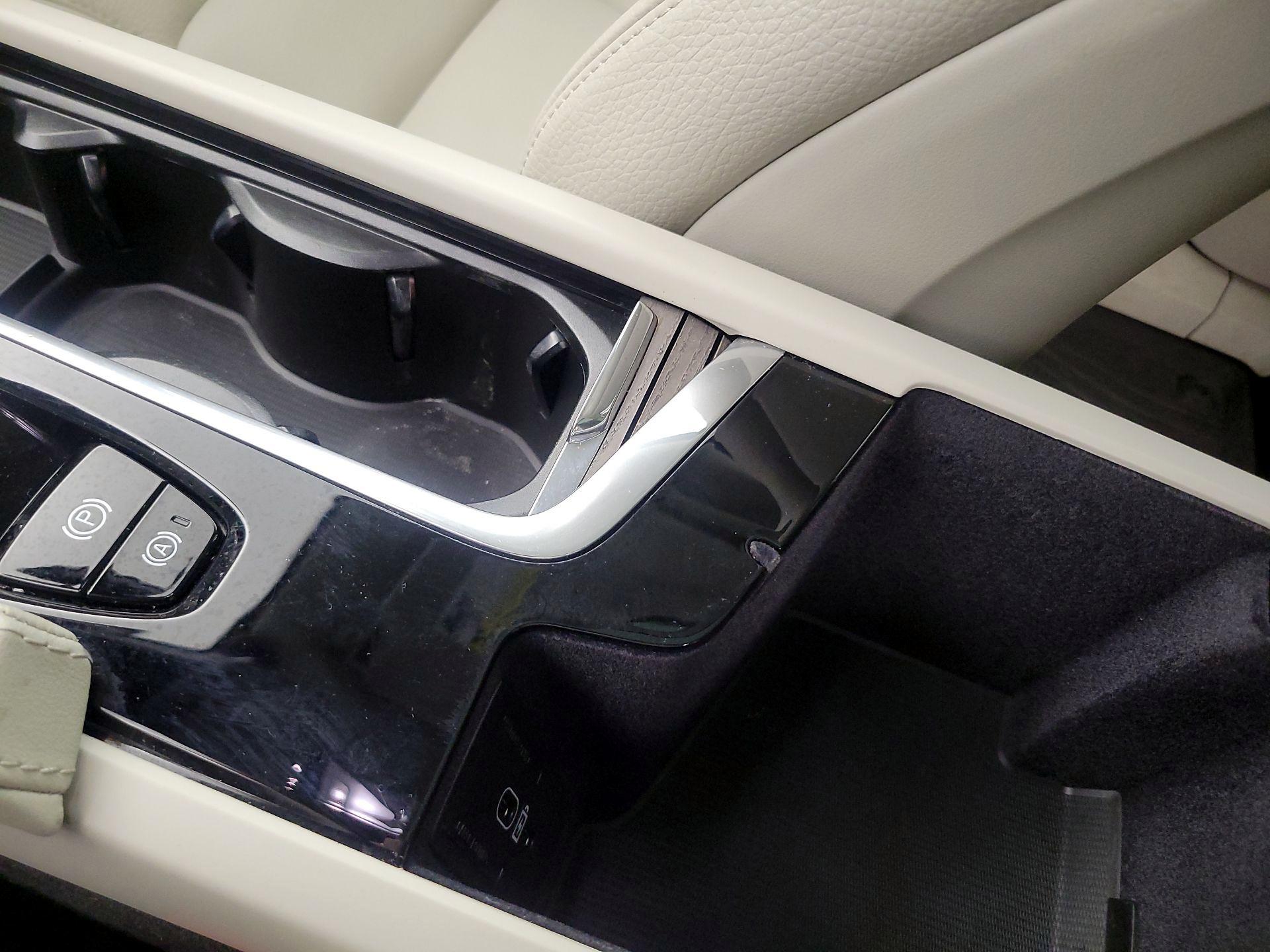 Thumbnail: 2024 Volvo XC90 - 19