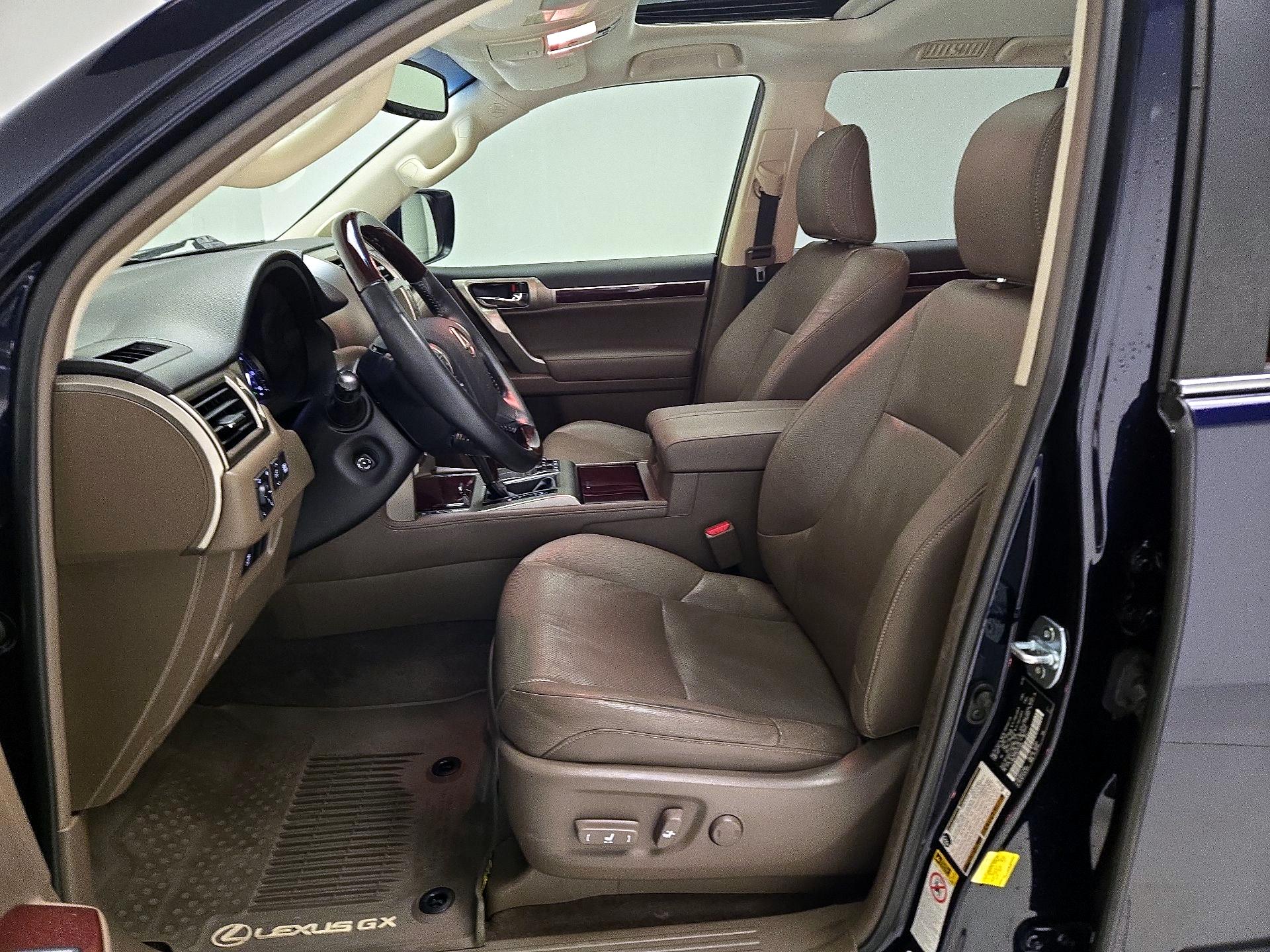 Thumbnail: 2019 Lexus GX - 11