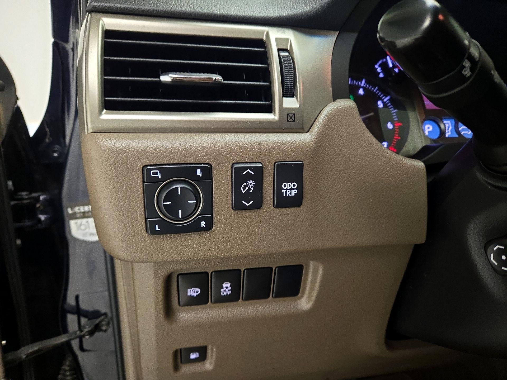 Thumbnail: 2019 Lexus GX - 13