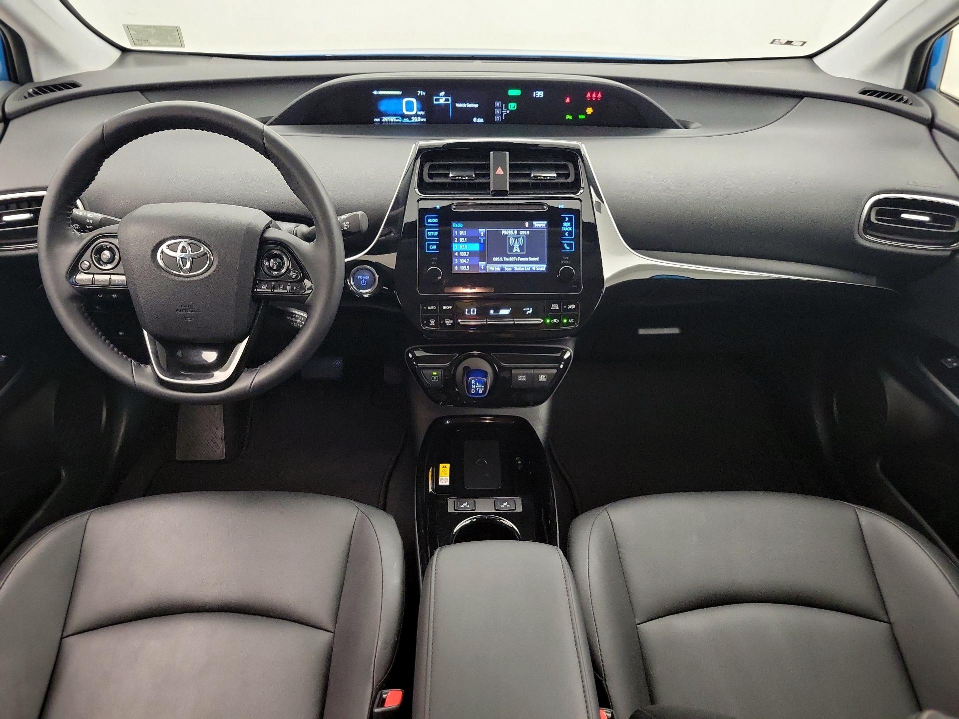Thumbnail: 2019 Toyota Prius - 9