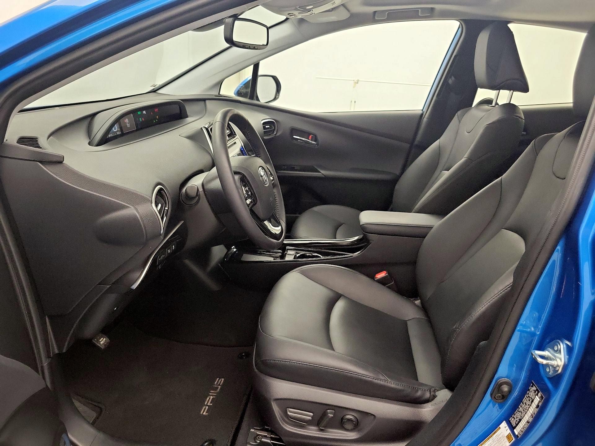 Thumbnail: 2019 Toyota Prius - 11