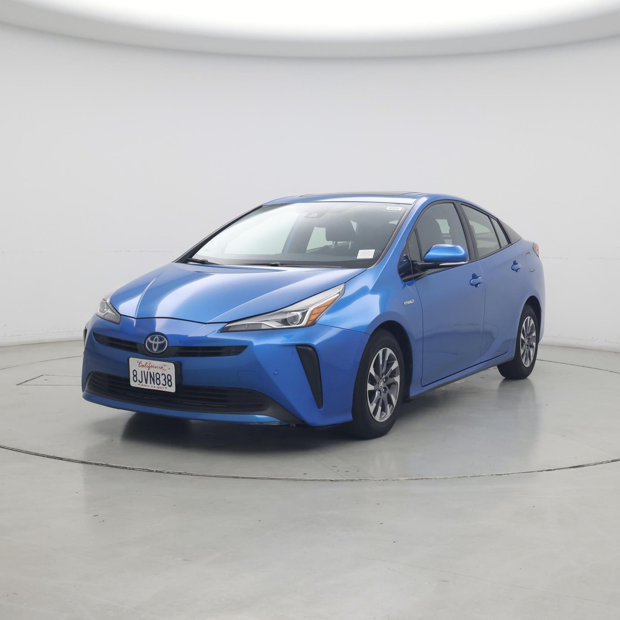 Thumbnail: 2019 Toyota Prius - 4