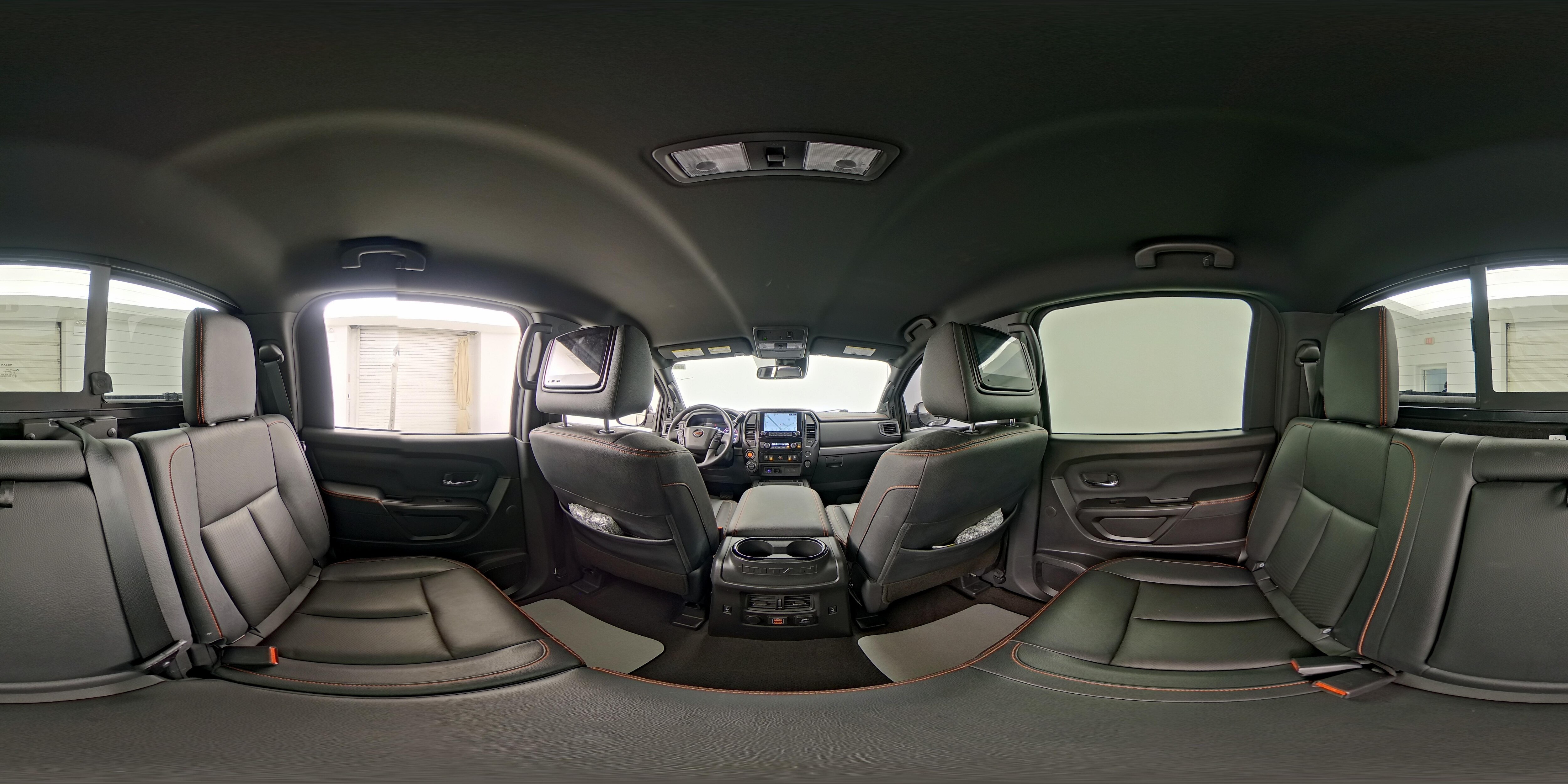 2021 Nissan Titan PRO-4X - Photo 26