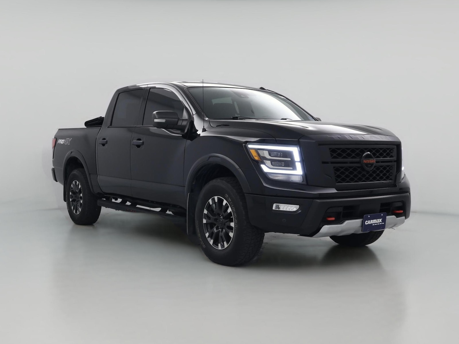 2021 Nissan Titan PRO-4X - Photo 1