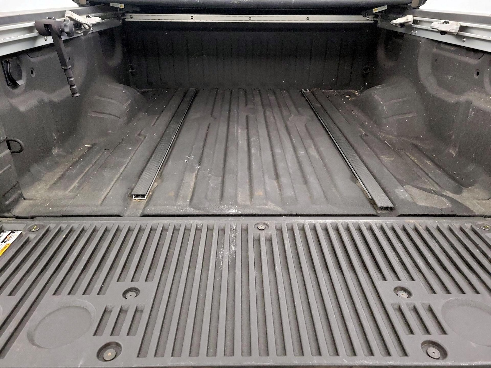 2021 Nissan Titan PRO-4X - Photo 22