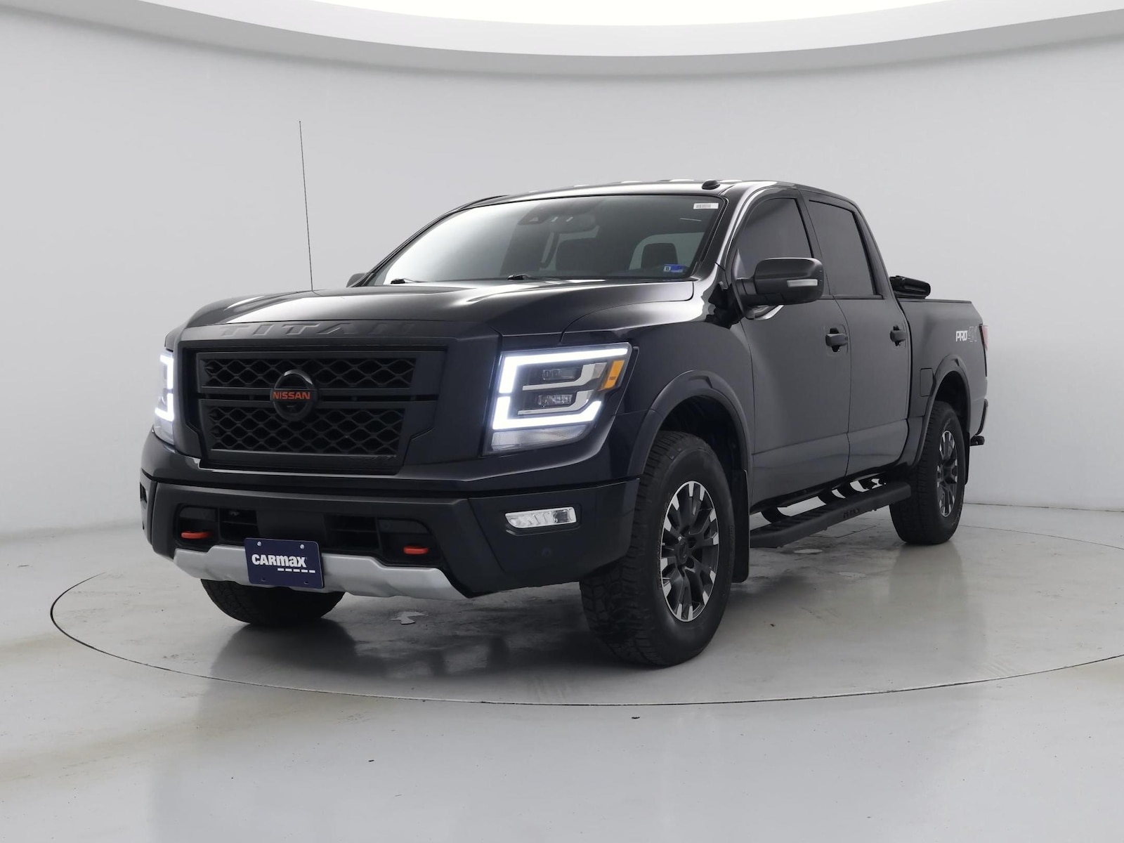 2021 Nissan Titan PRO-4X - Photo 5
