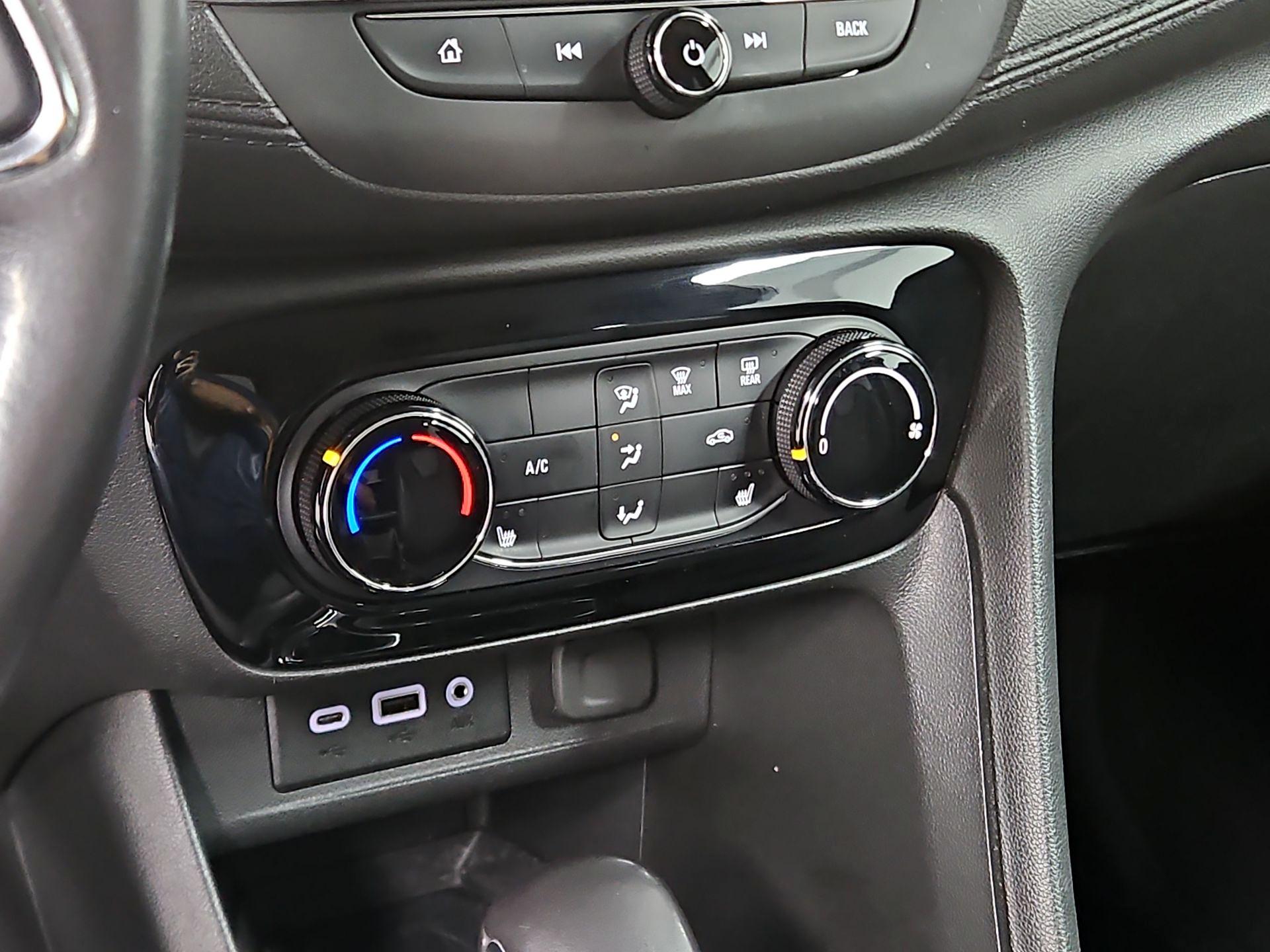 Thumbnail: 2020 Buick Encore GX - 16