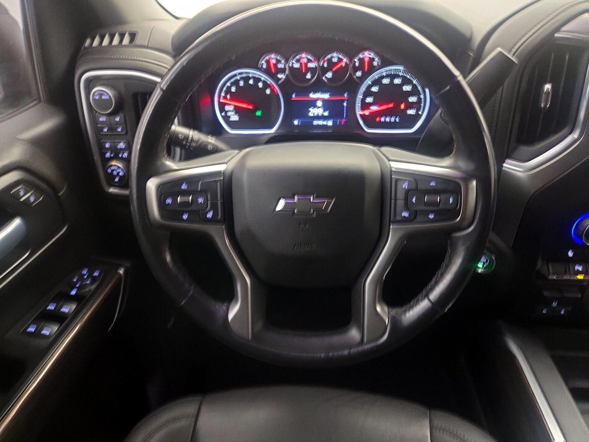 Thumbnail: 2021 Chevrolet Silverado 1500 - 10