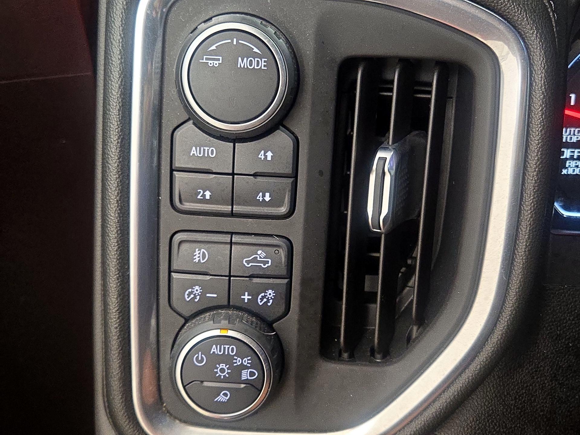 Thumbnail: 2021 Chevrolet Silverado 1500 - 13