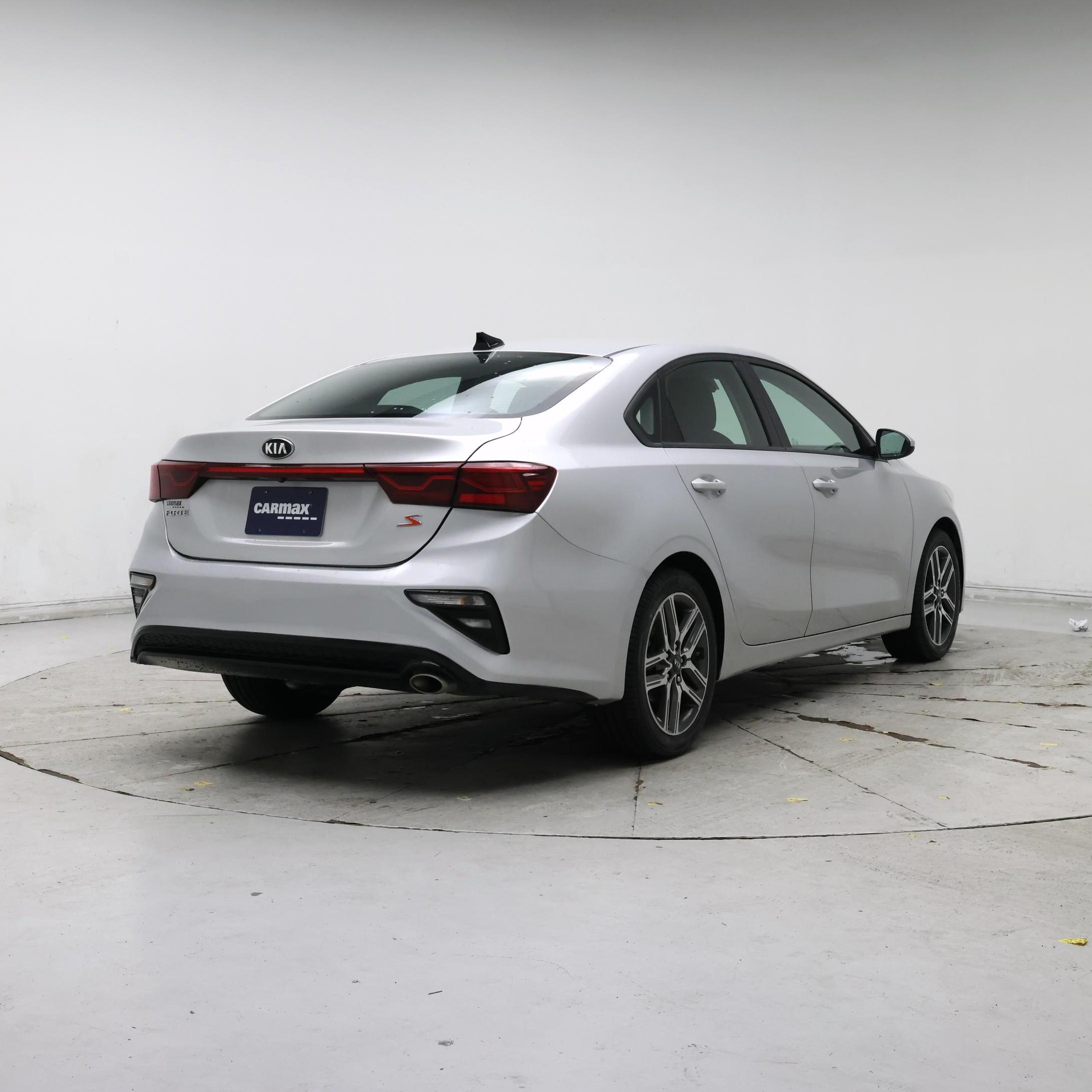 Thumbnail: 2019 Kia Forte - 8