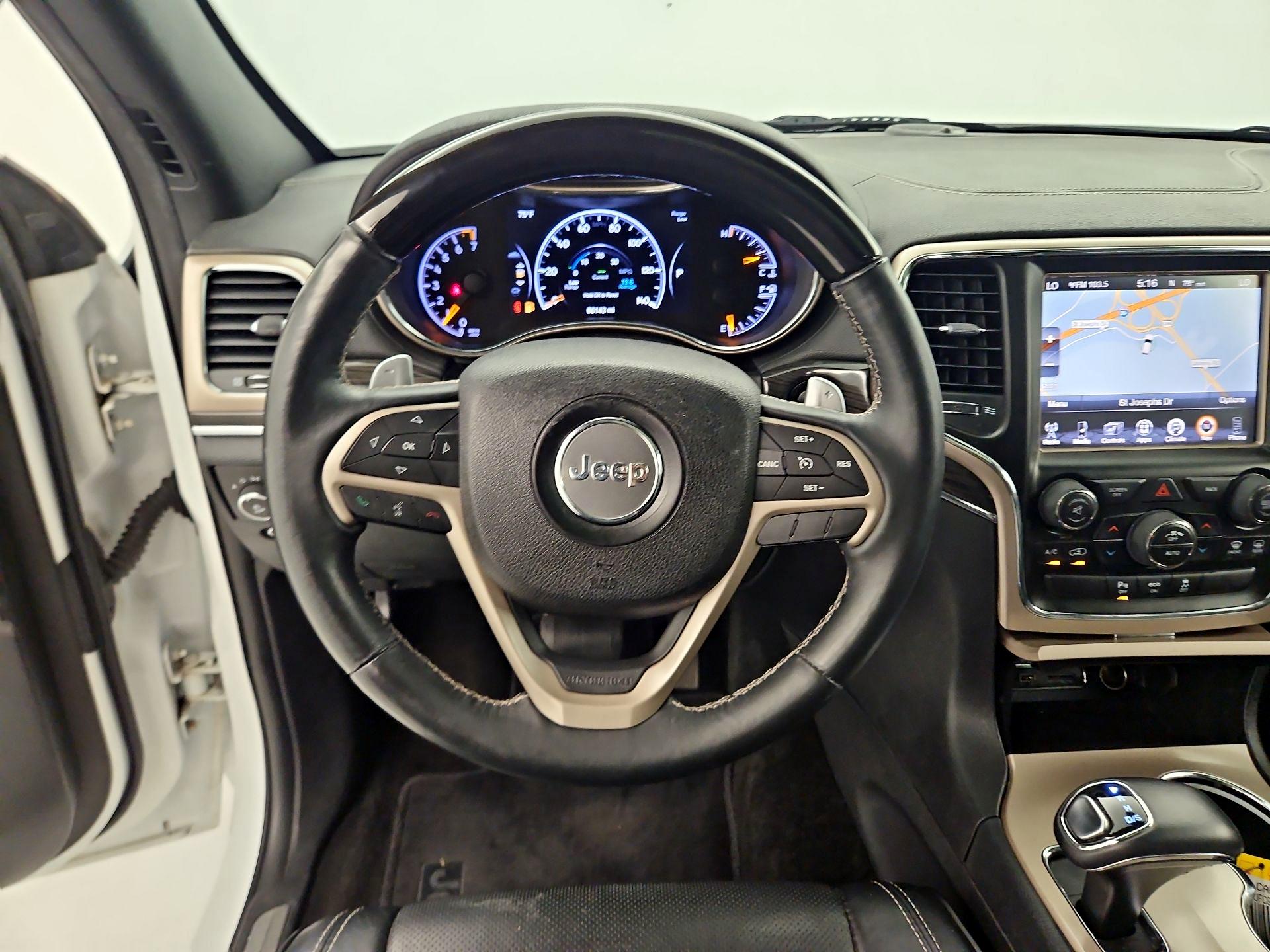 Thumbnail: 2015 Jeep Grand Cherokee - 10