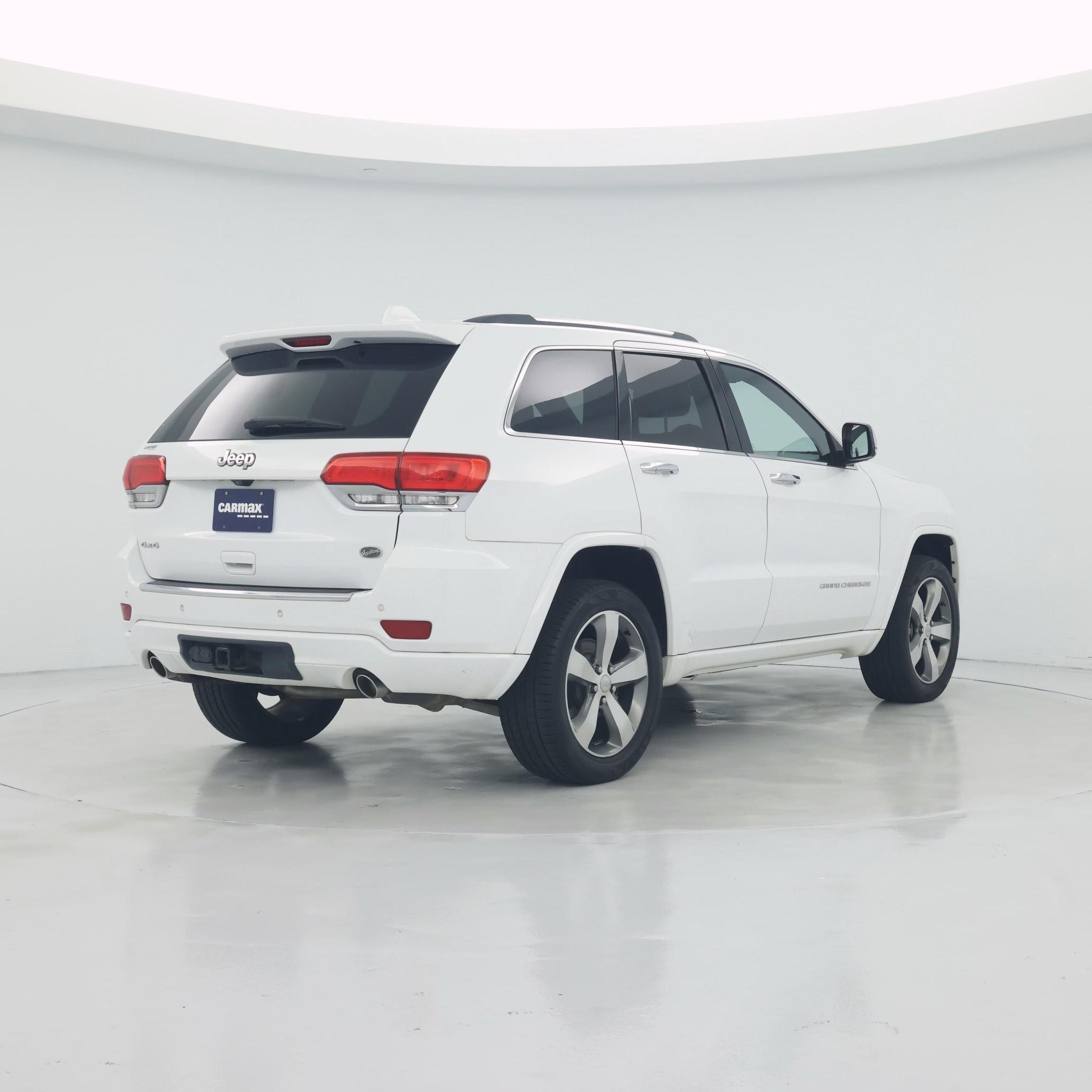 Thumbnail: 2015 Jeep Grand Cherokee - 8