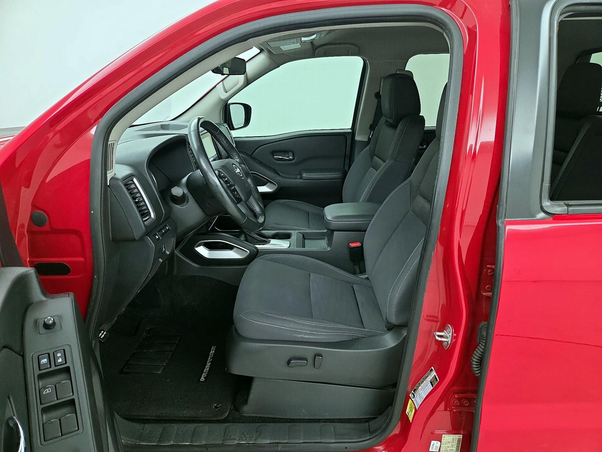 Thumbnail: 2023 Nissan Frontier - 11